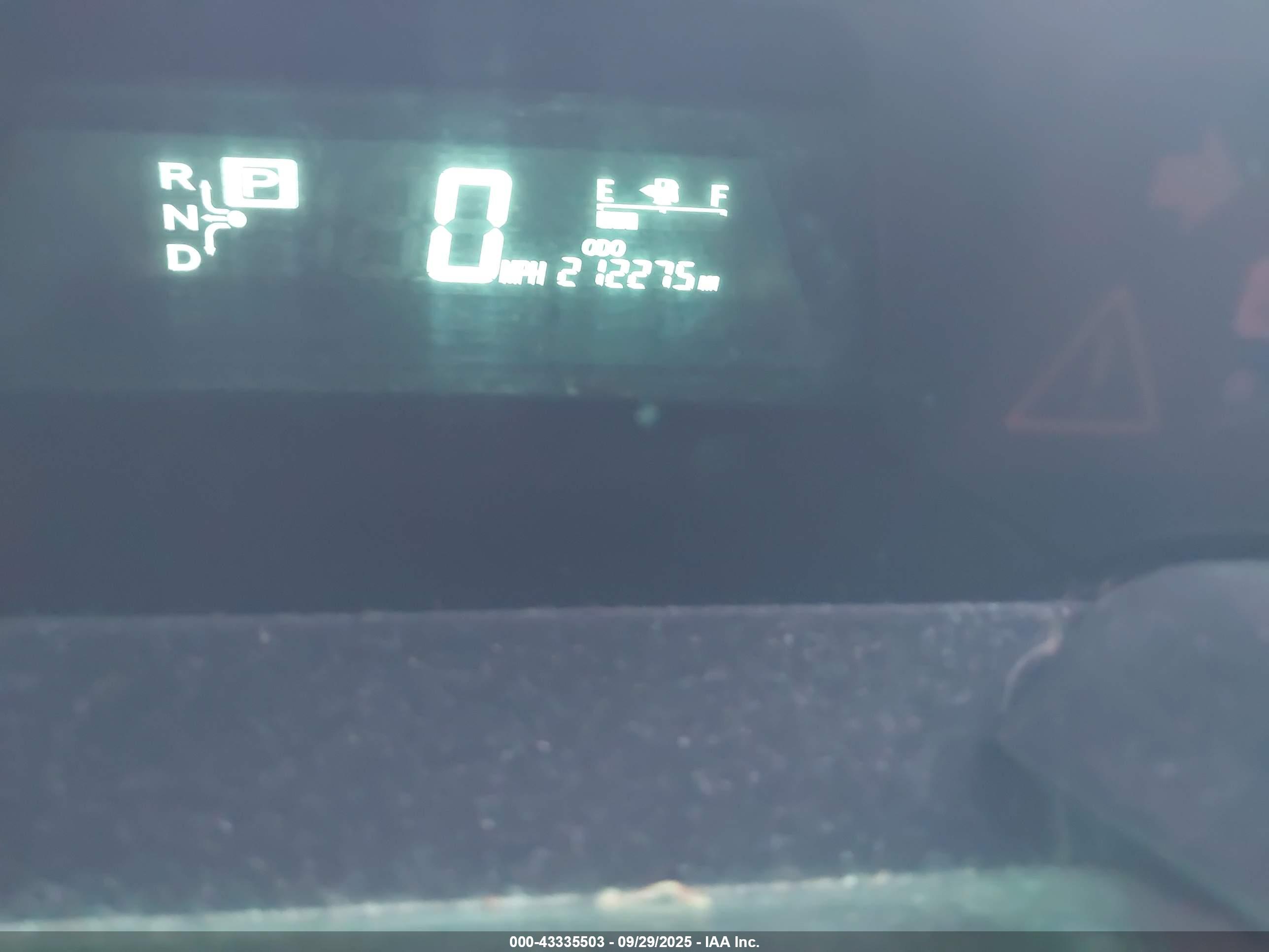 TOYOTA PRIUS image 7