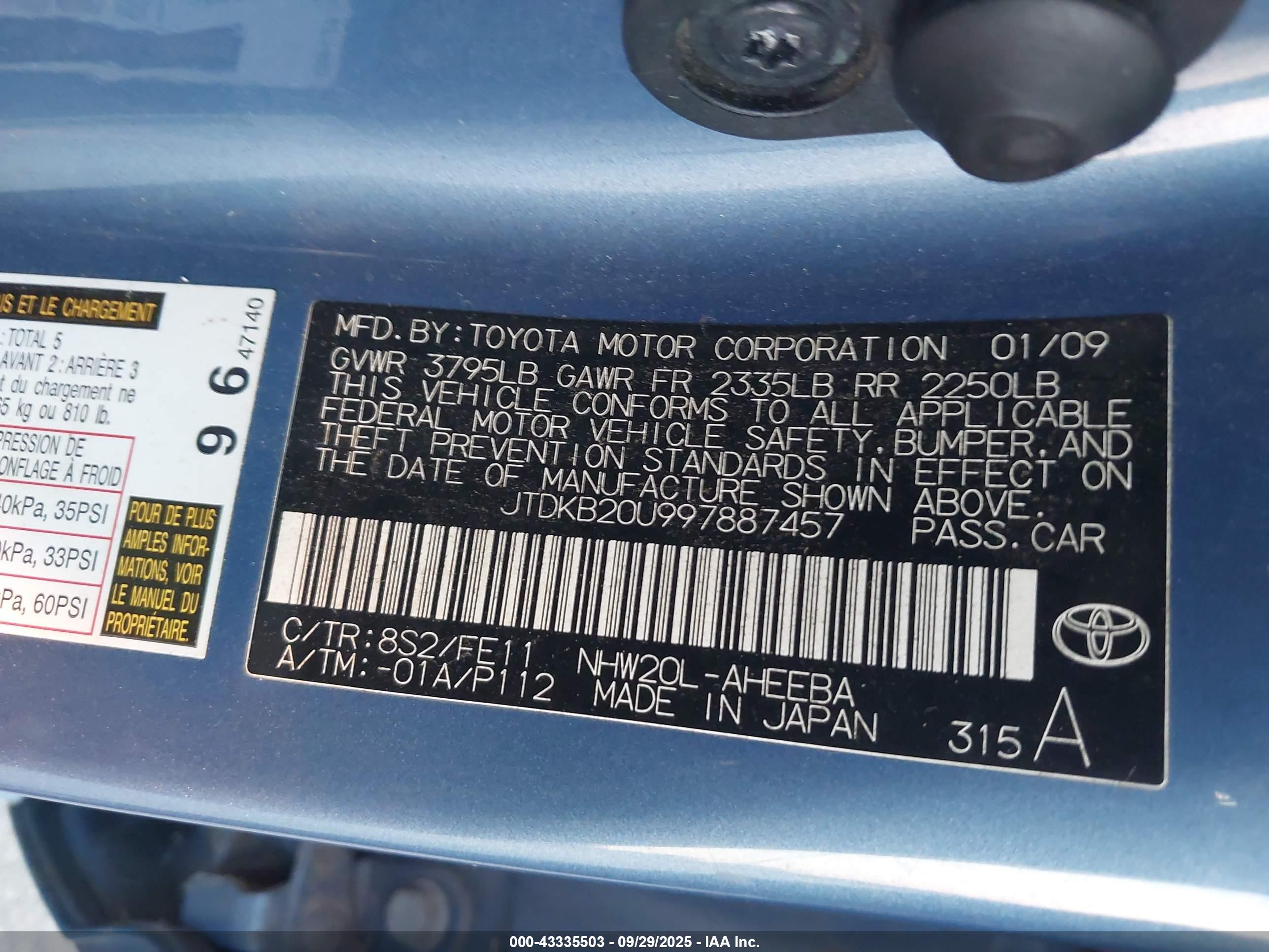 TOYOTA PRIUS image 9