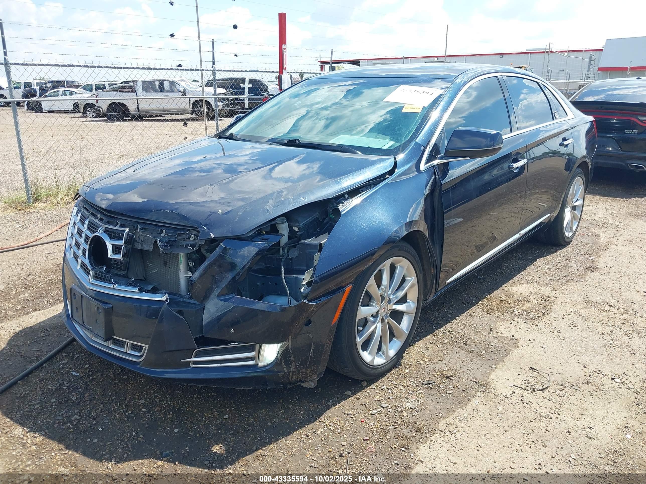 CADILLAC XTS image 2