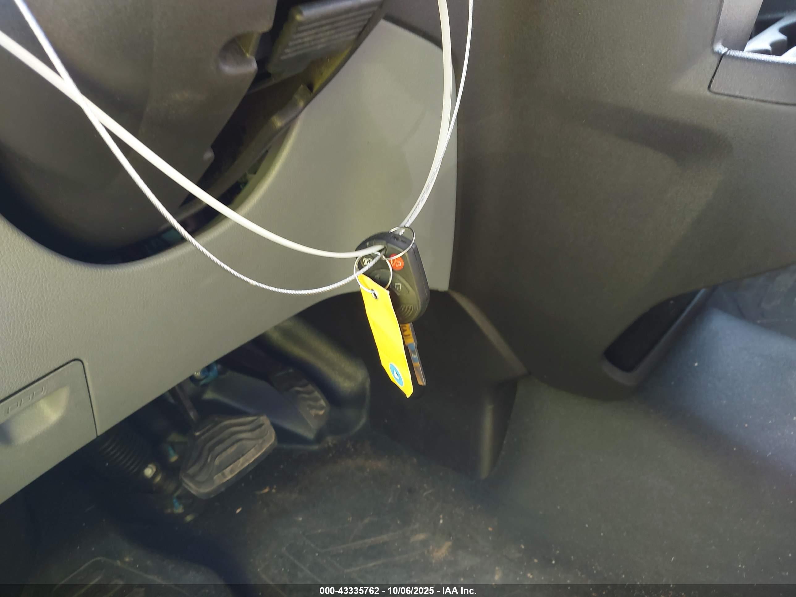 FORD TRANSIT-250 image 11