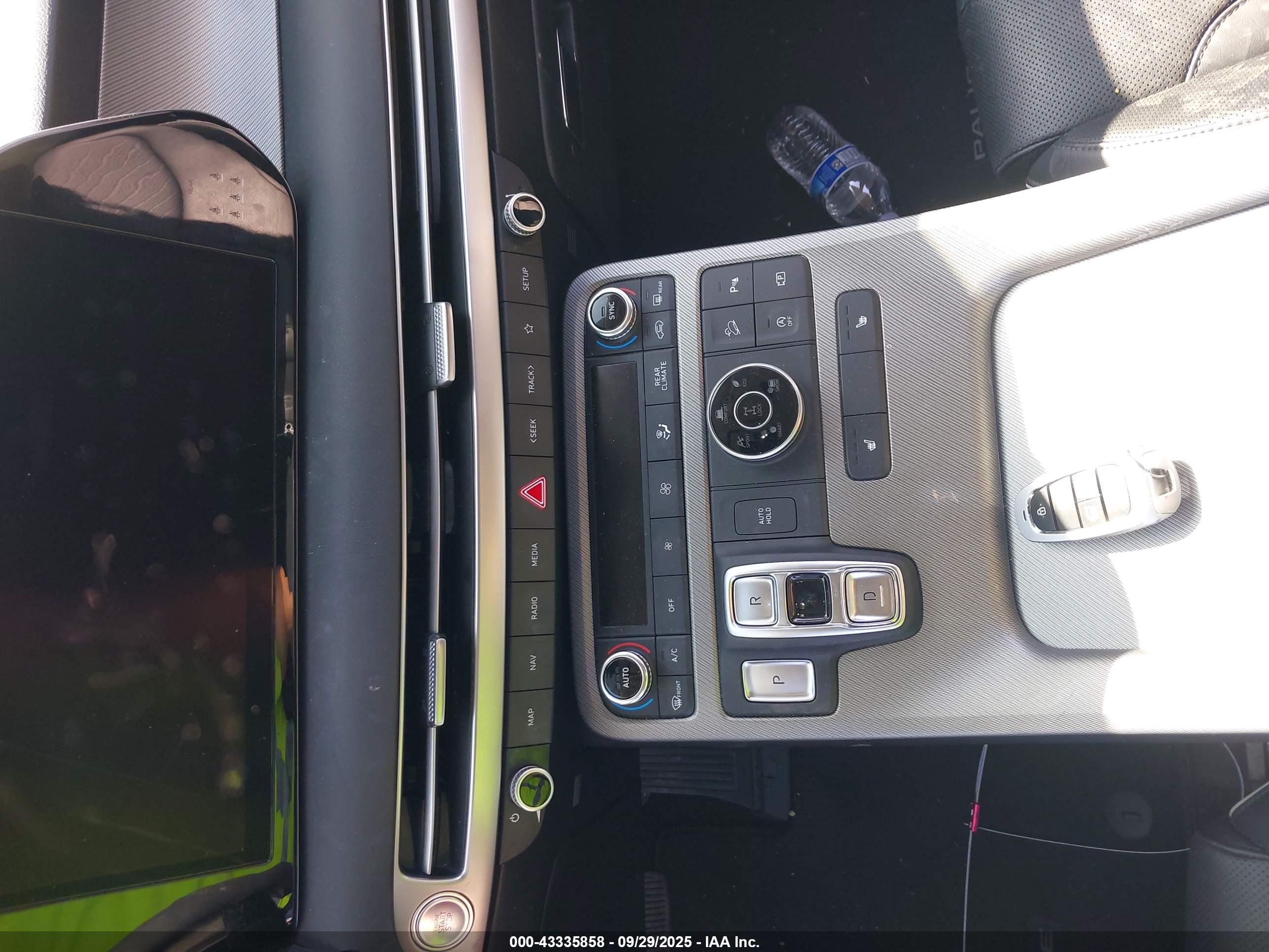 HYUNDAI PALISADE image 11