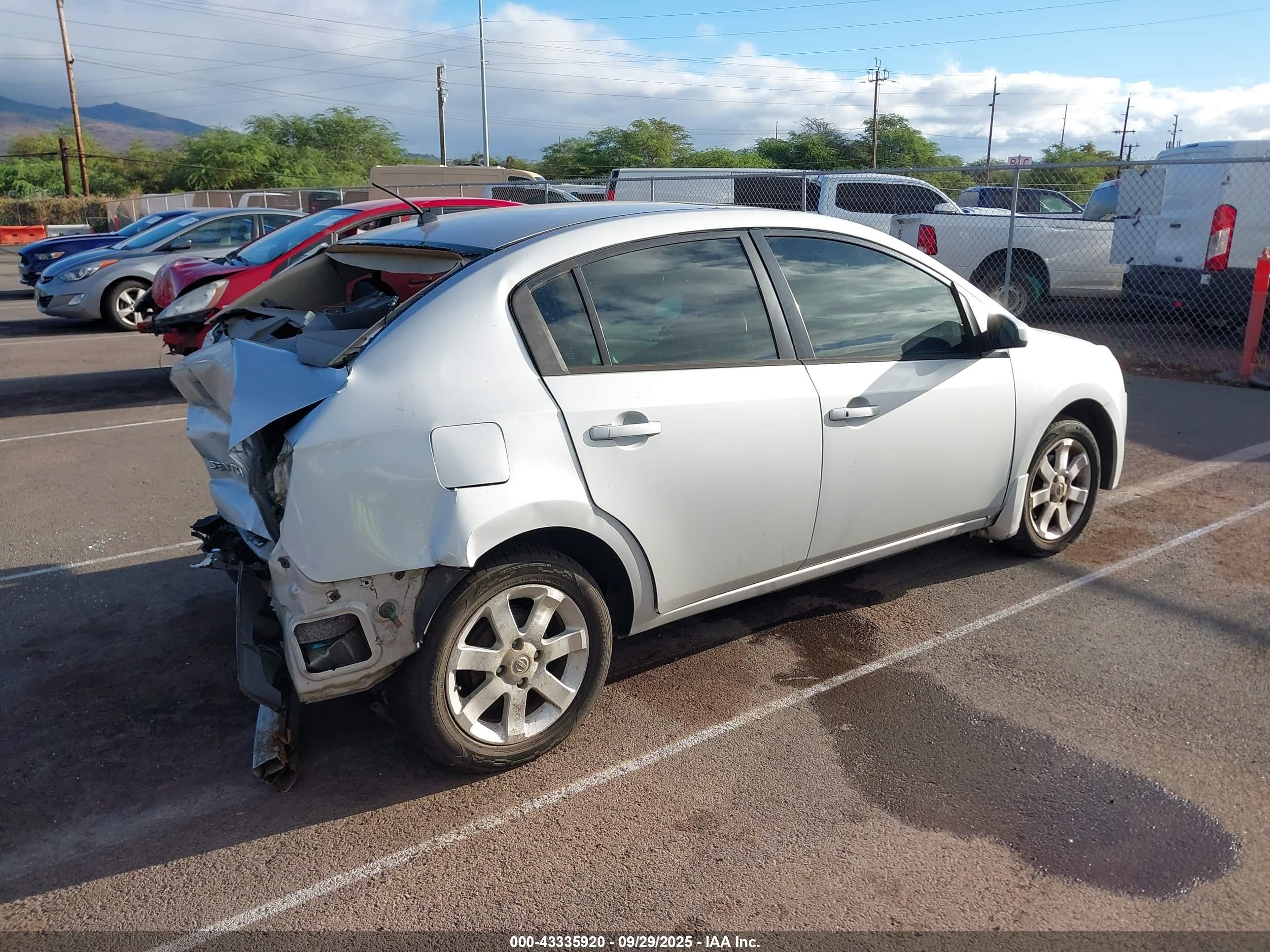 NISSAN SENTRA image 4