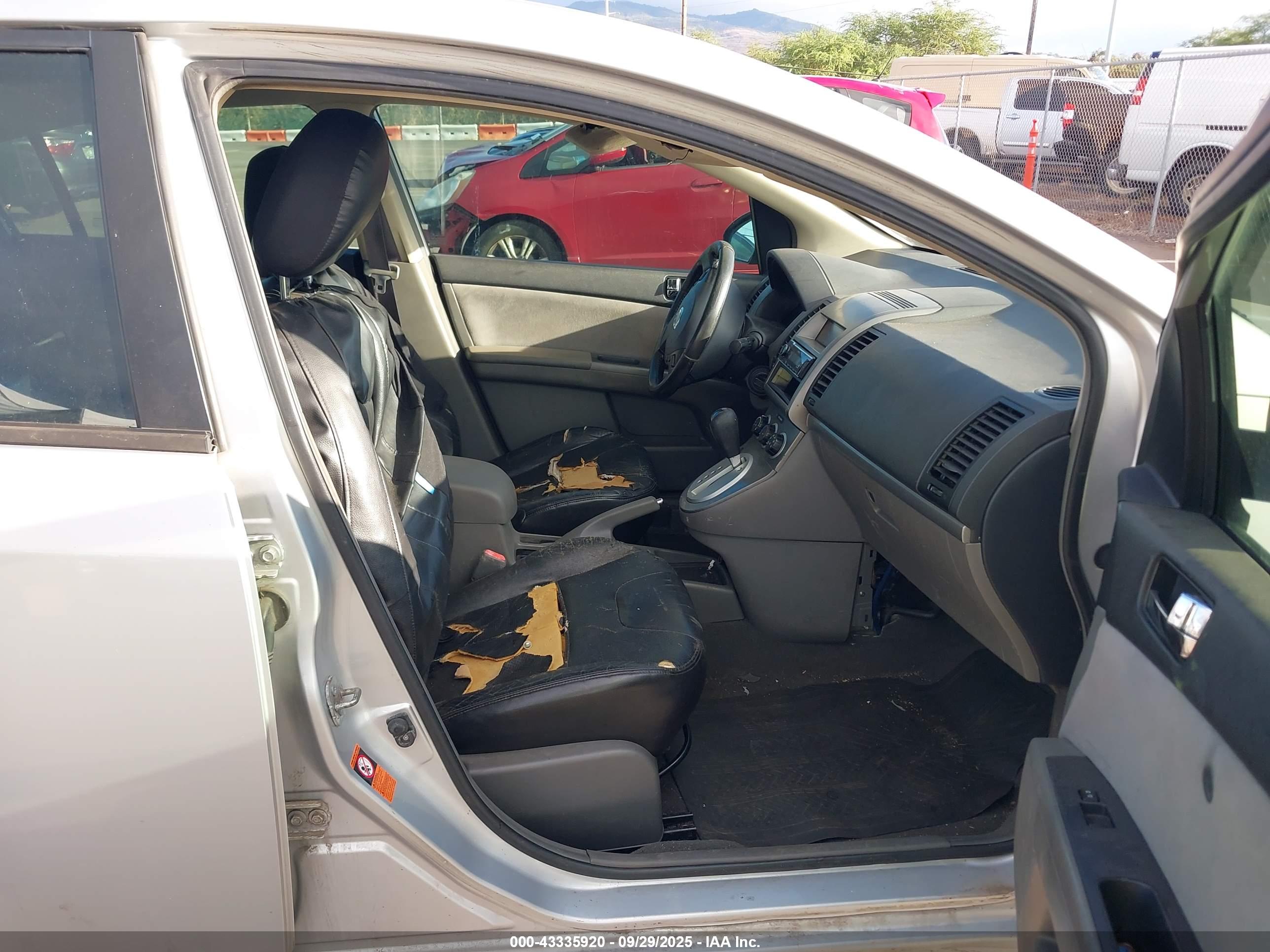 NISSAN SENTRA image 5