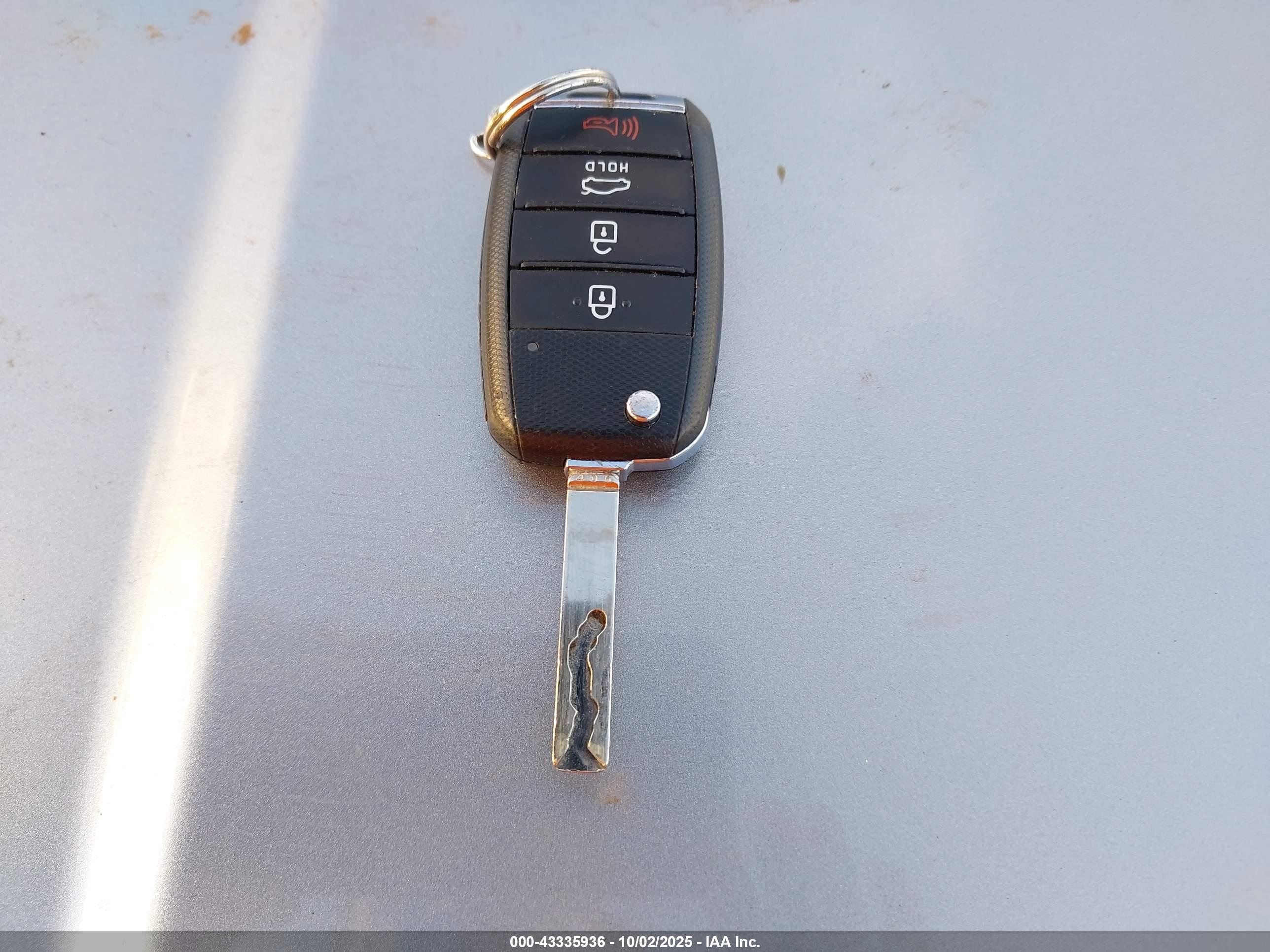 KIA RIO image 11