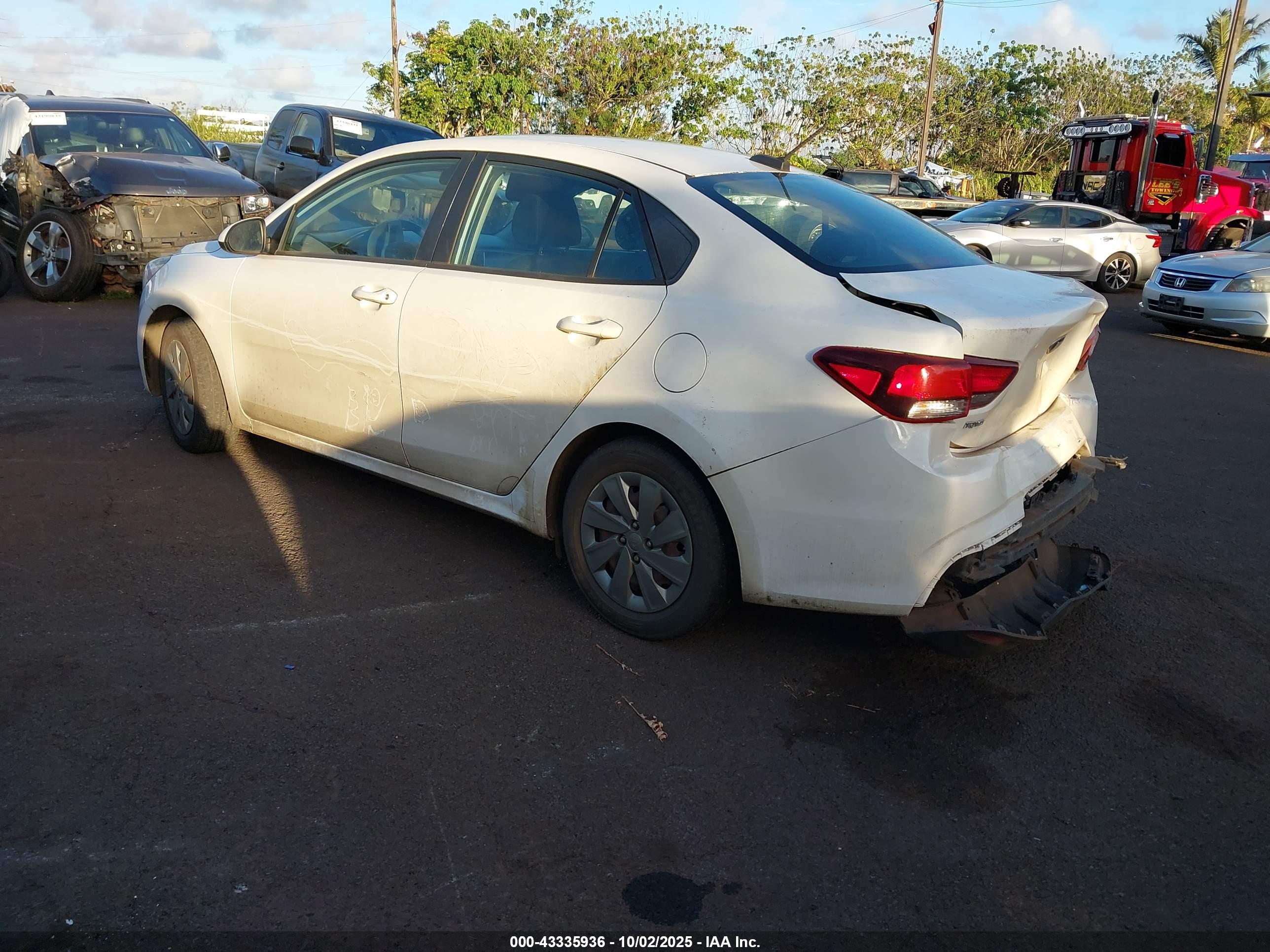 KIA RIO image 3