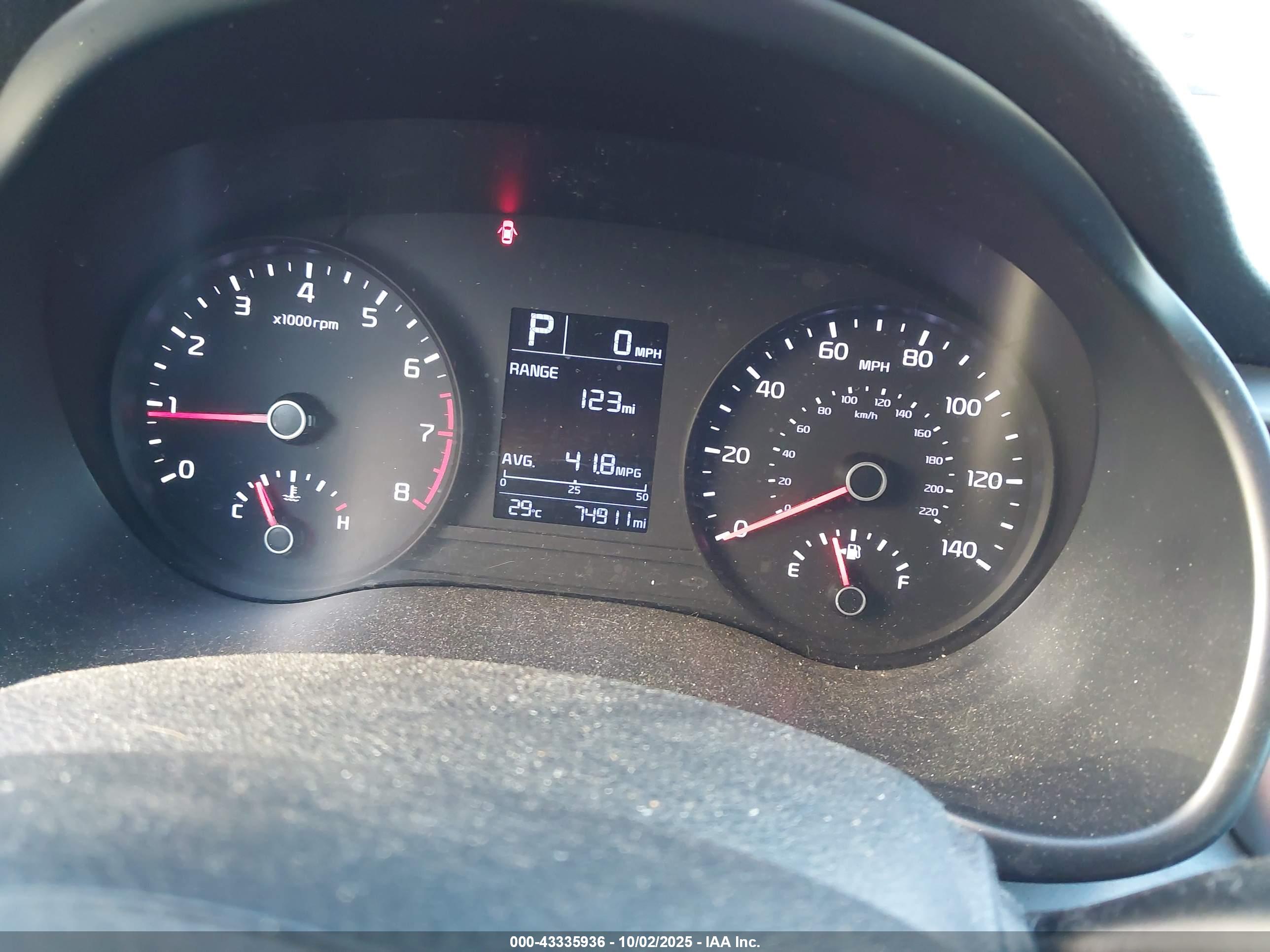 KIA RIO image 7