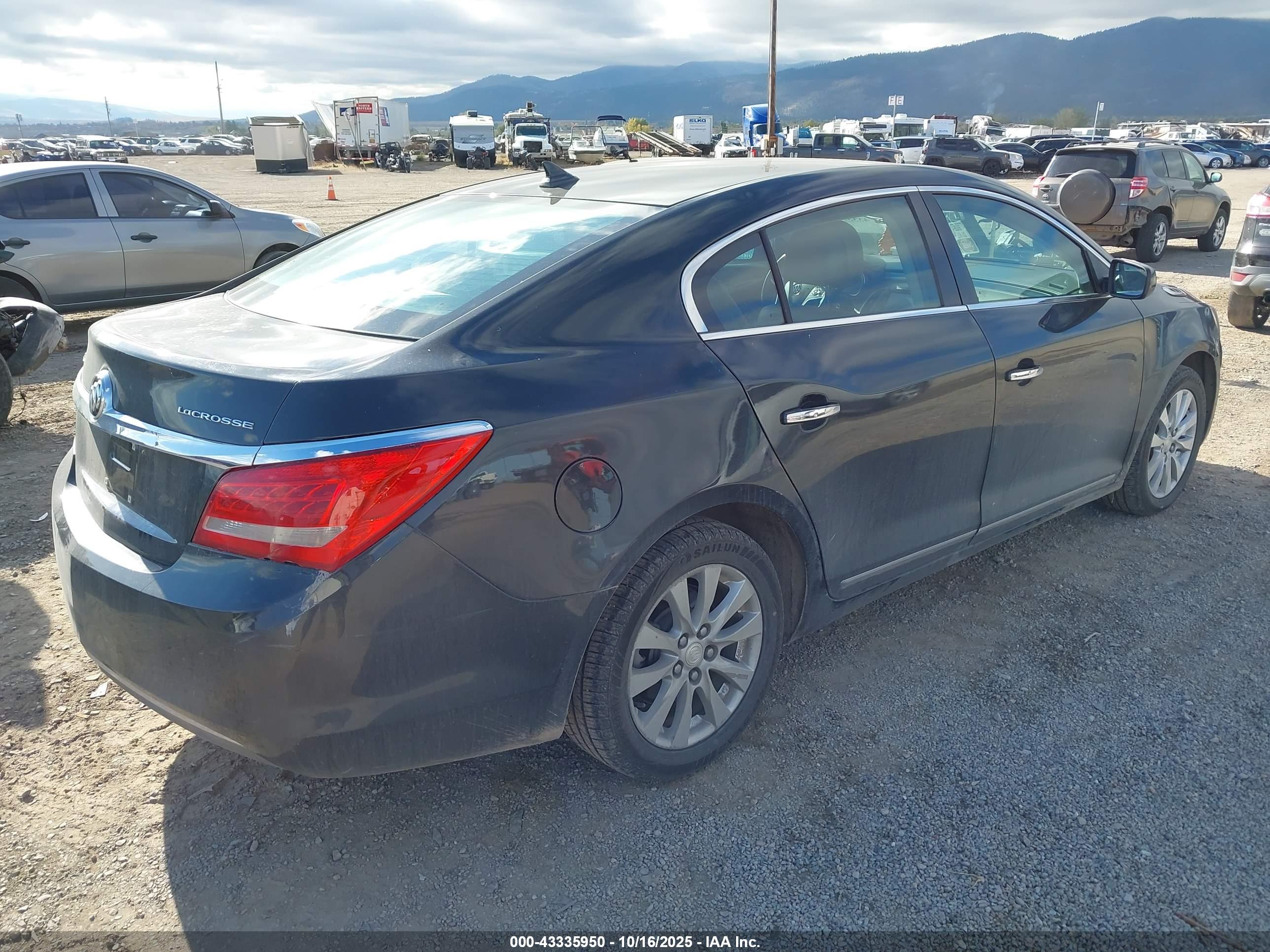 BUICK LACROSSE image 4