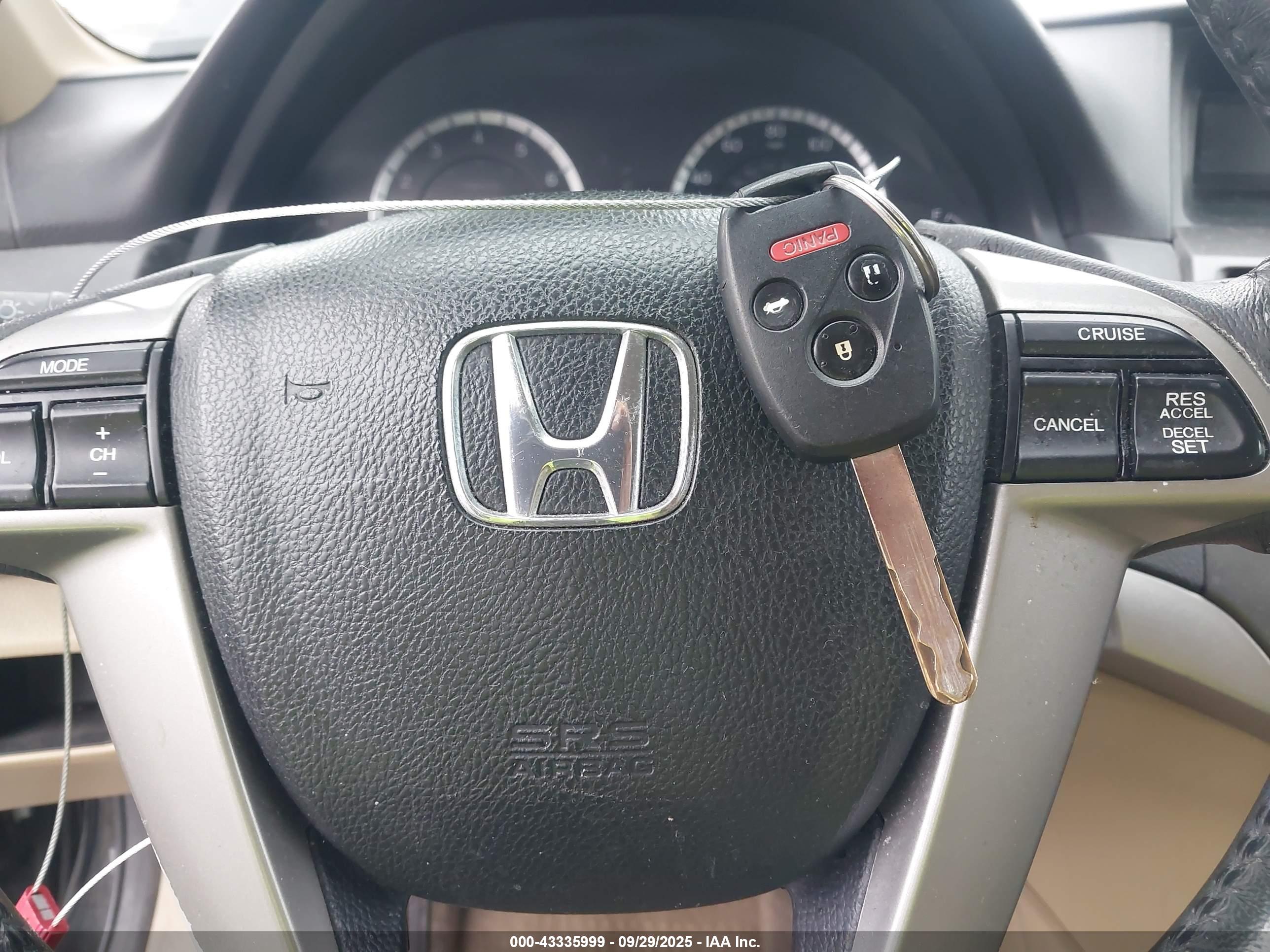 HONDA ACCORD image 11