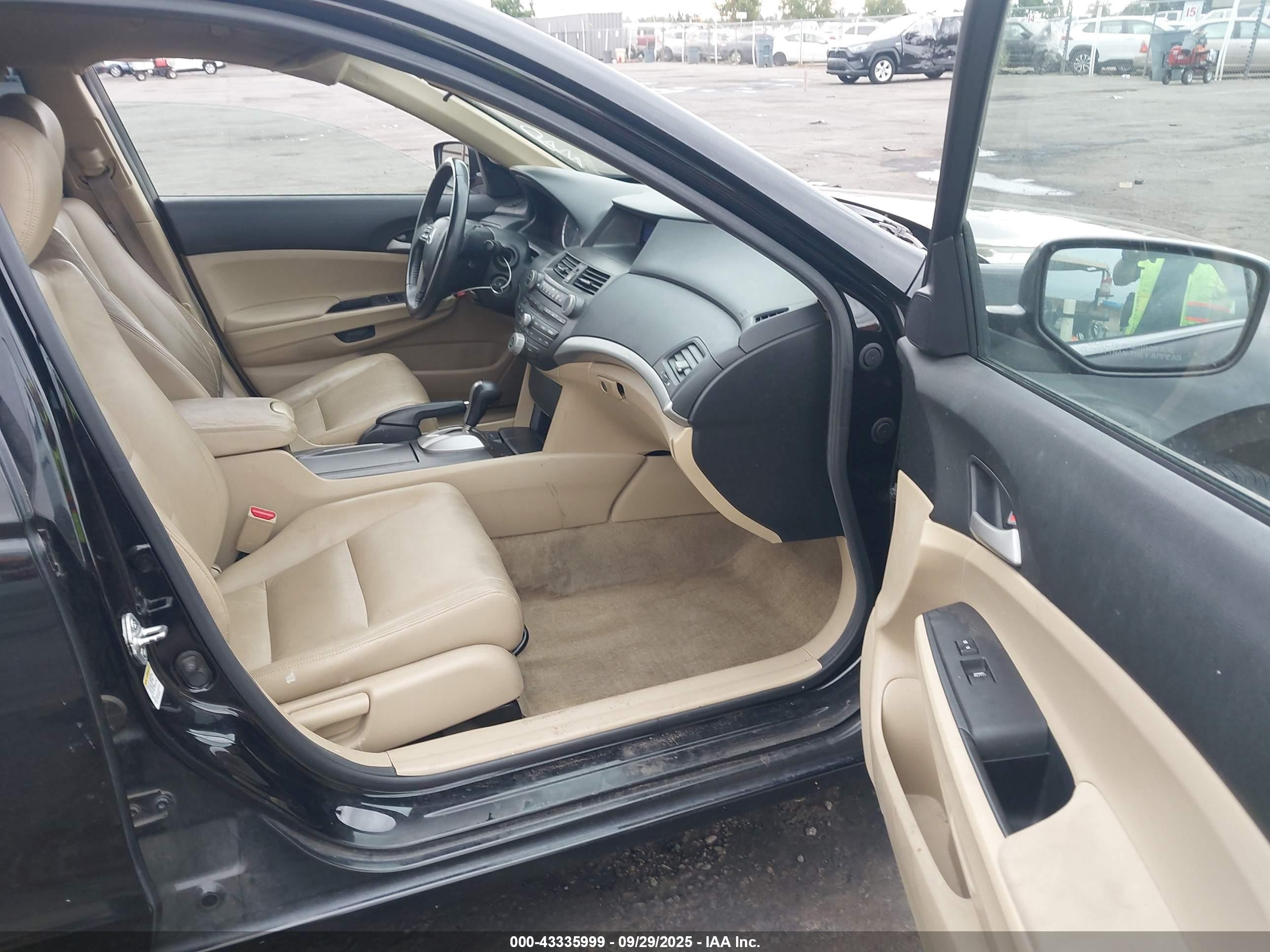 HONDA ACCORD image 5