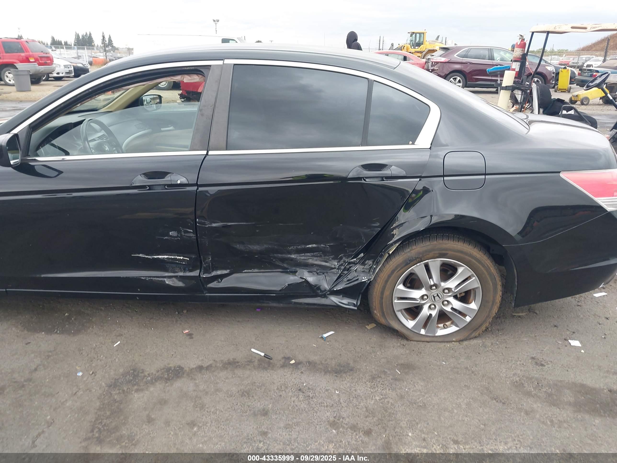 HONDA ACCORD image 6