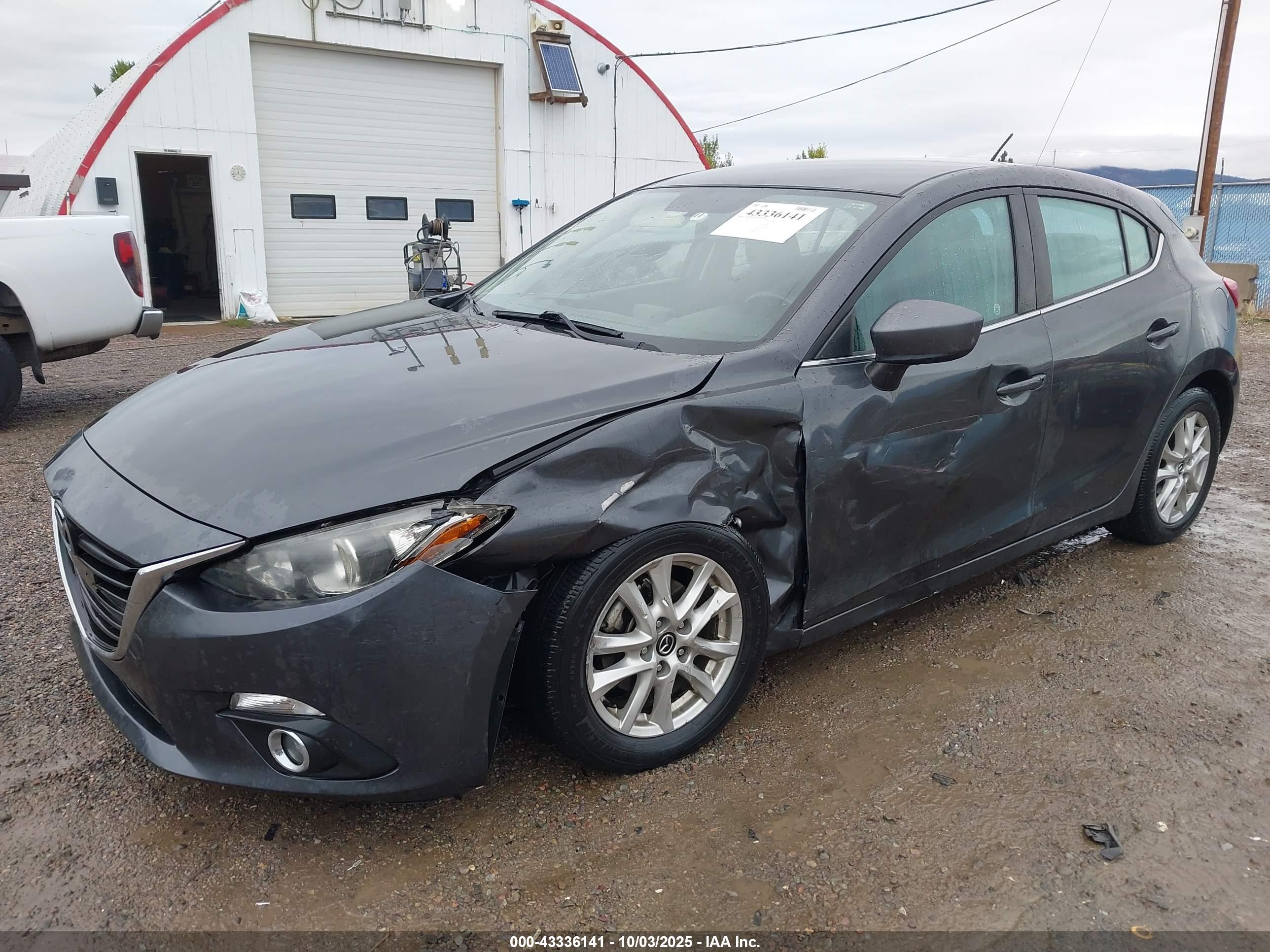 MAZDA MAZDA3 image 6