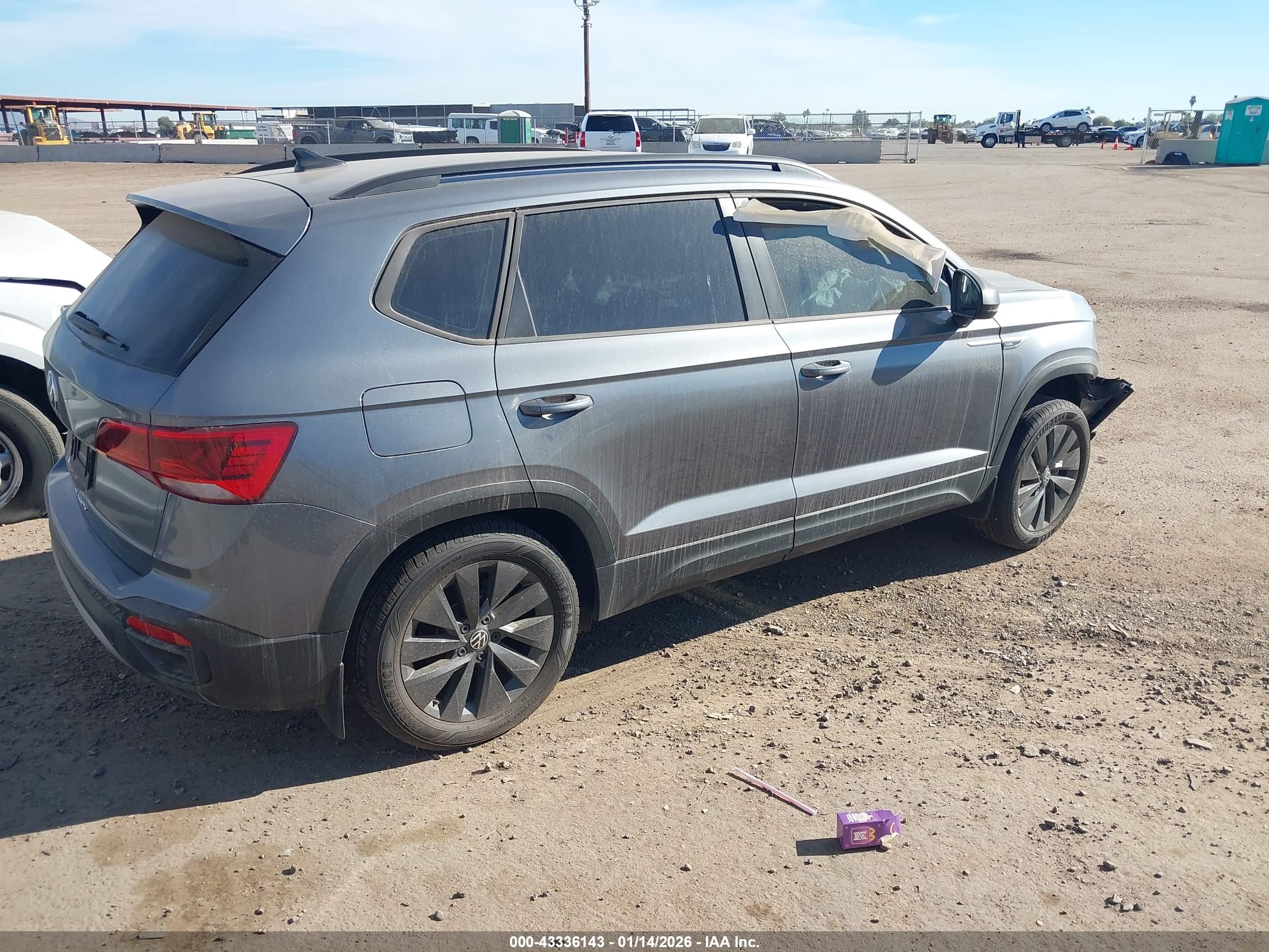 VOLKSWAGEN TAOS image 4