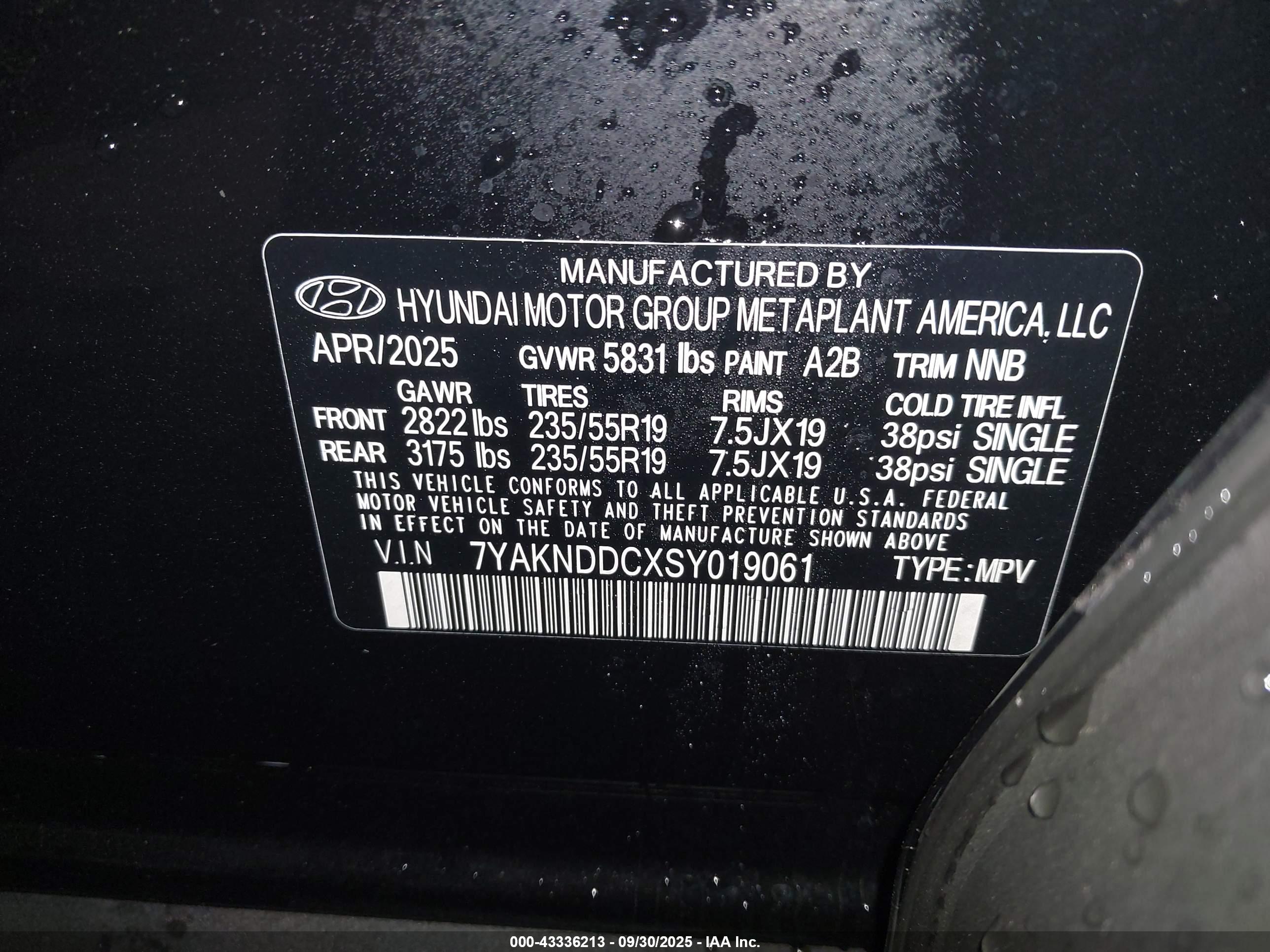 HYUNDAI IONIQ image 9