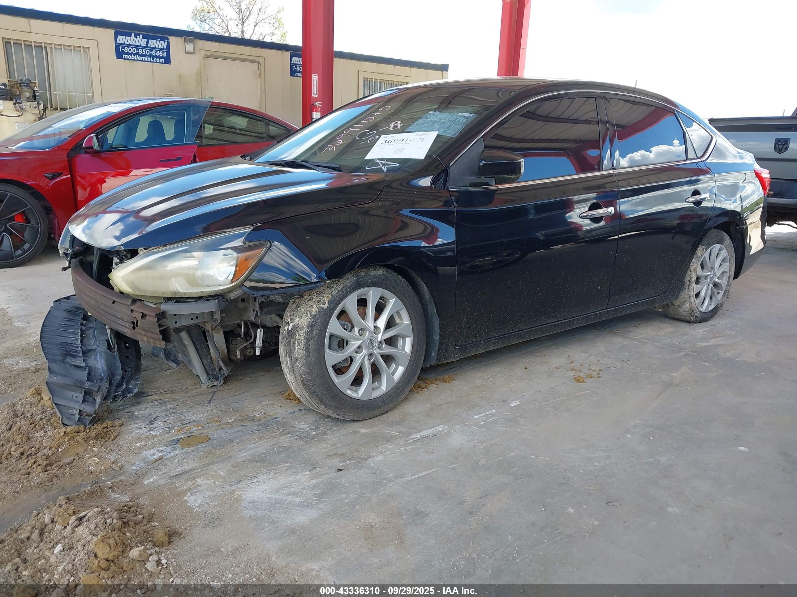 NISSAN SENTRA image 2