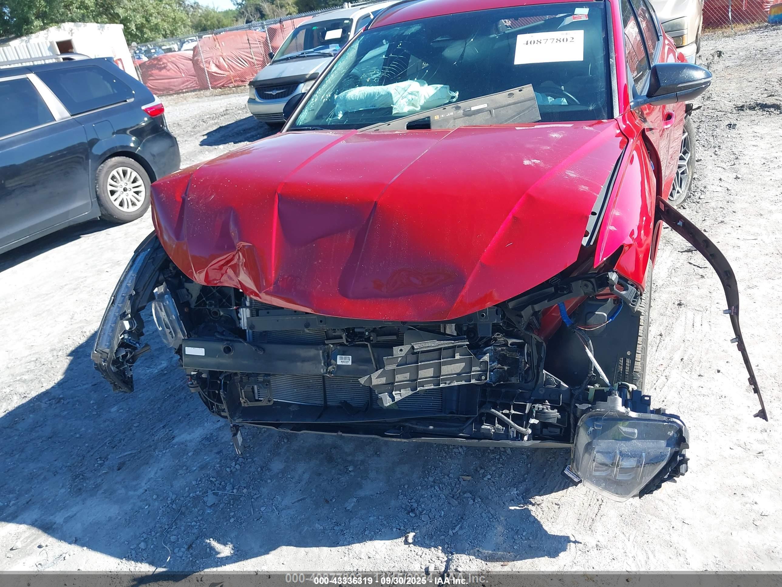 HYUNDAI TUCSON image 6