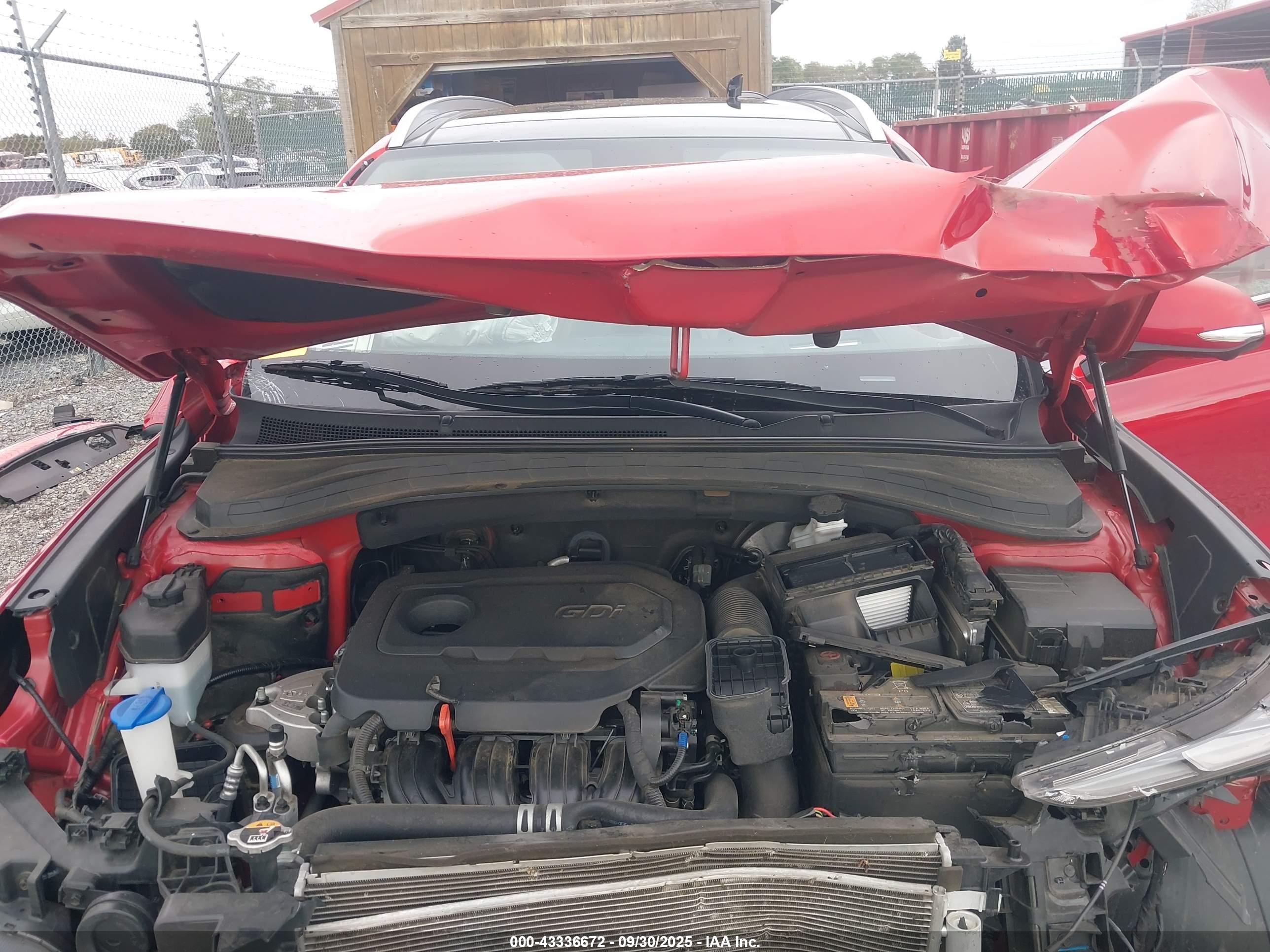 HYUNDAI SANTA image 10