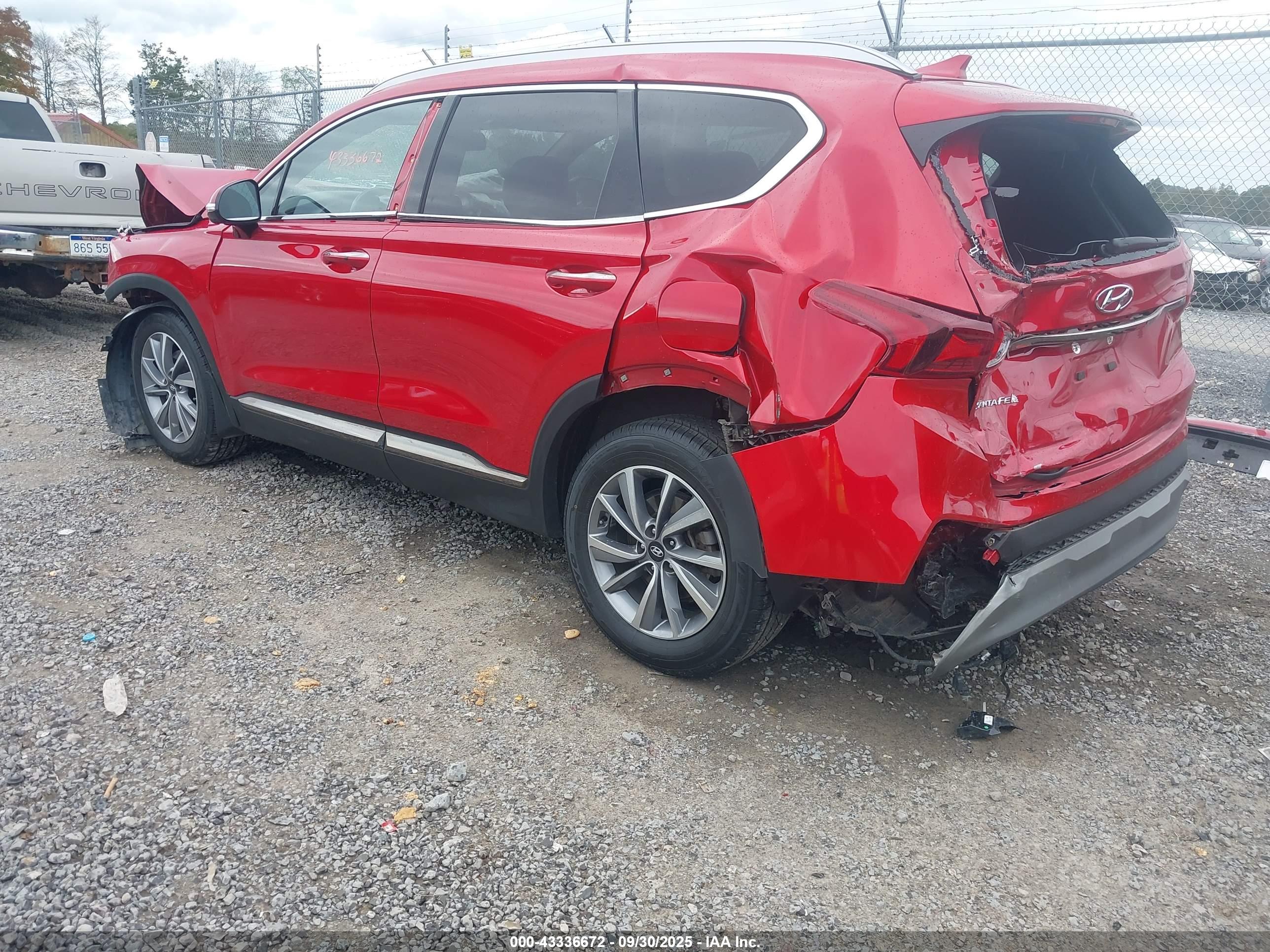 HYUNDAI SANTA image 3