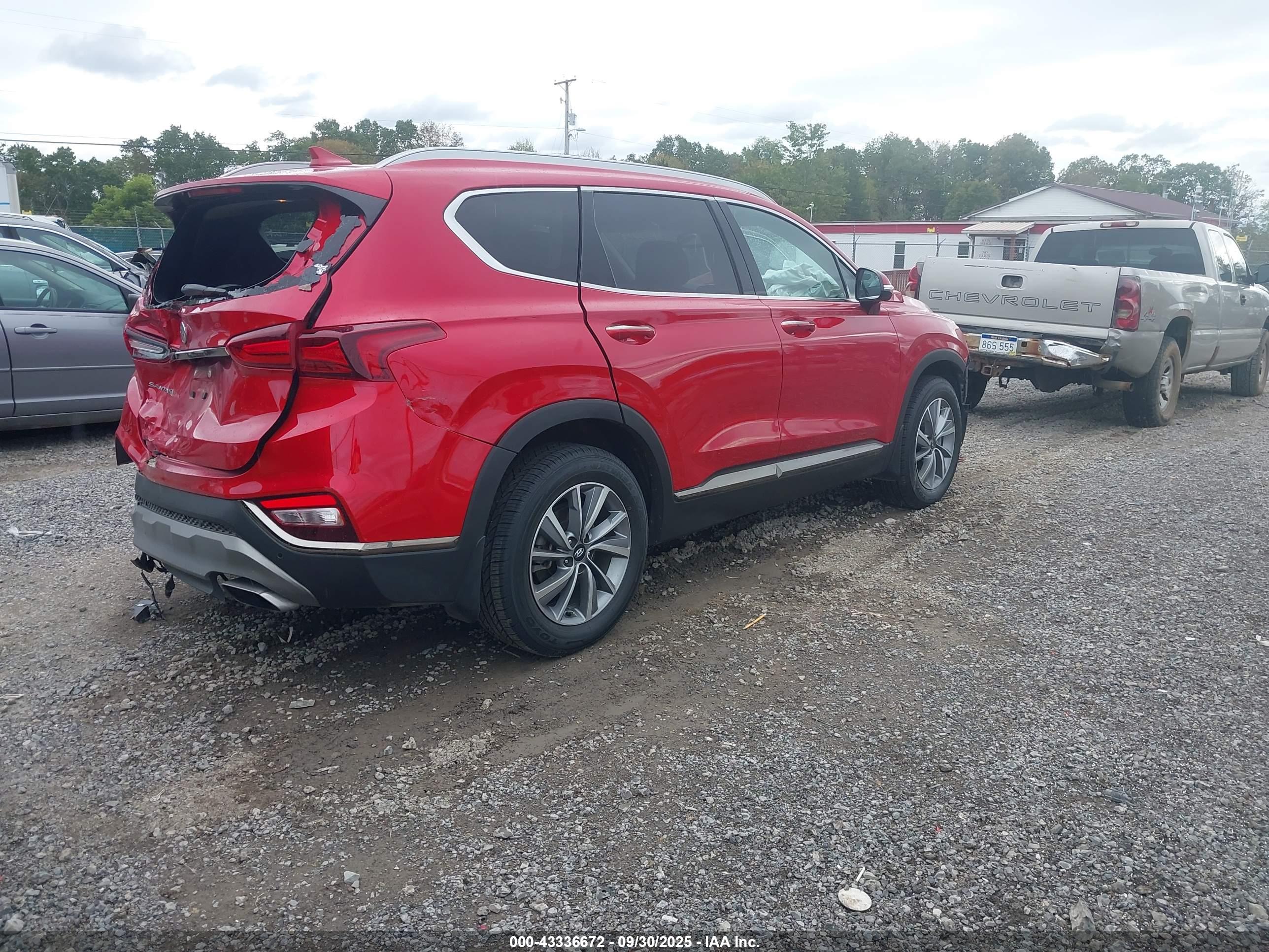 HYUNDAI SANTA image 4