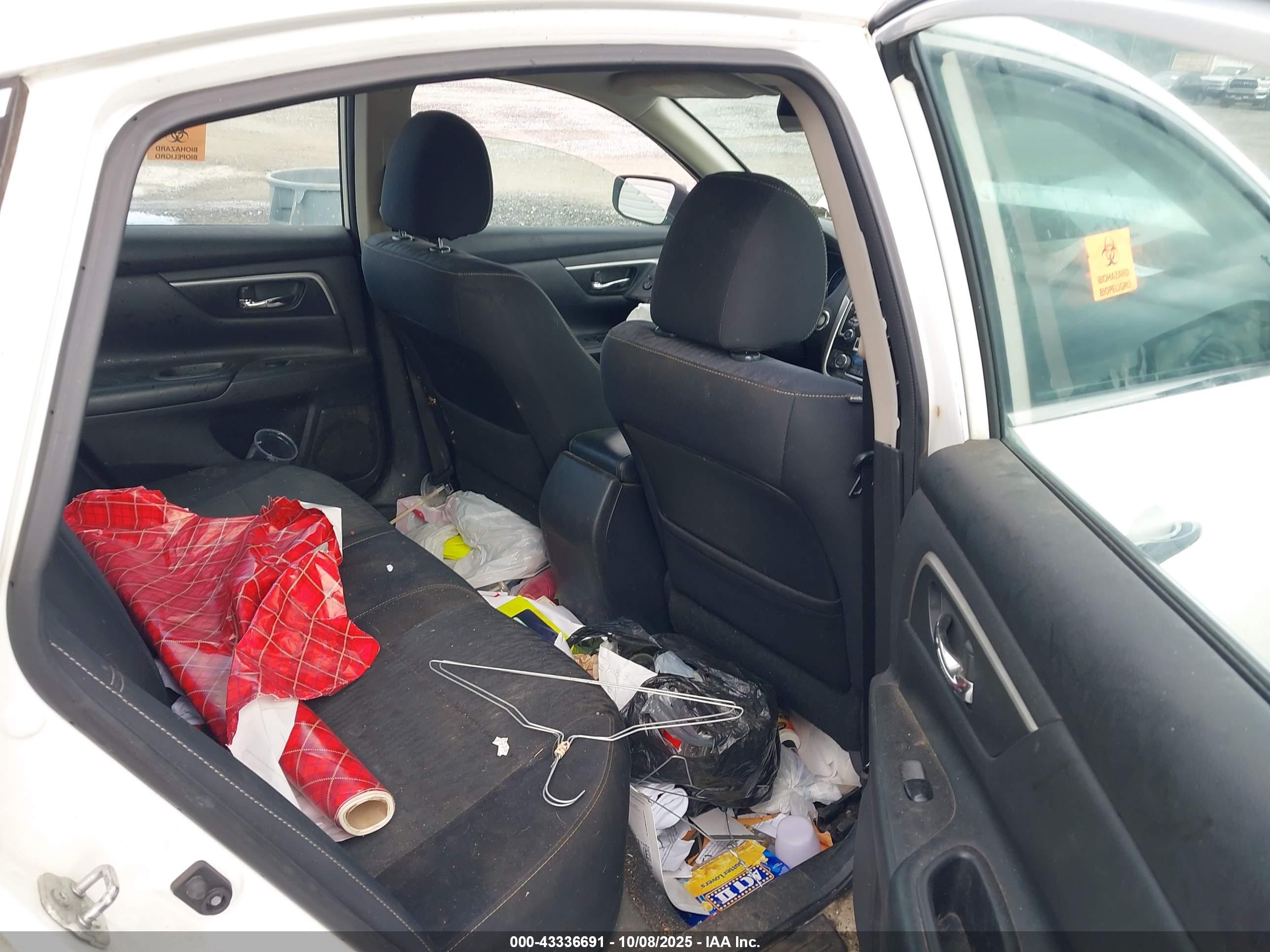 NISSAN ALTIMA image 8