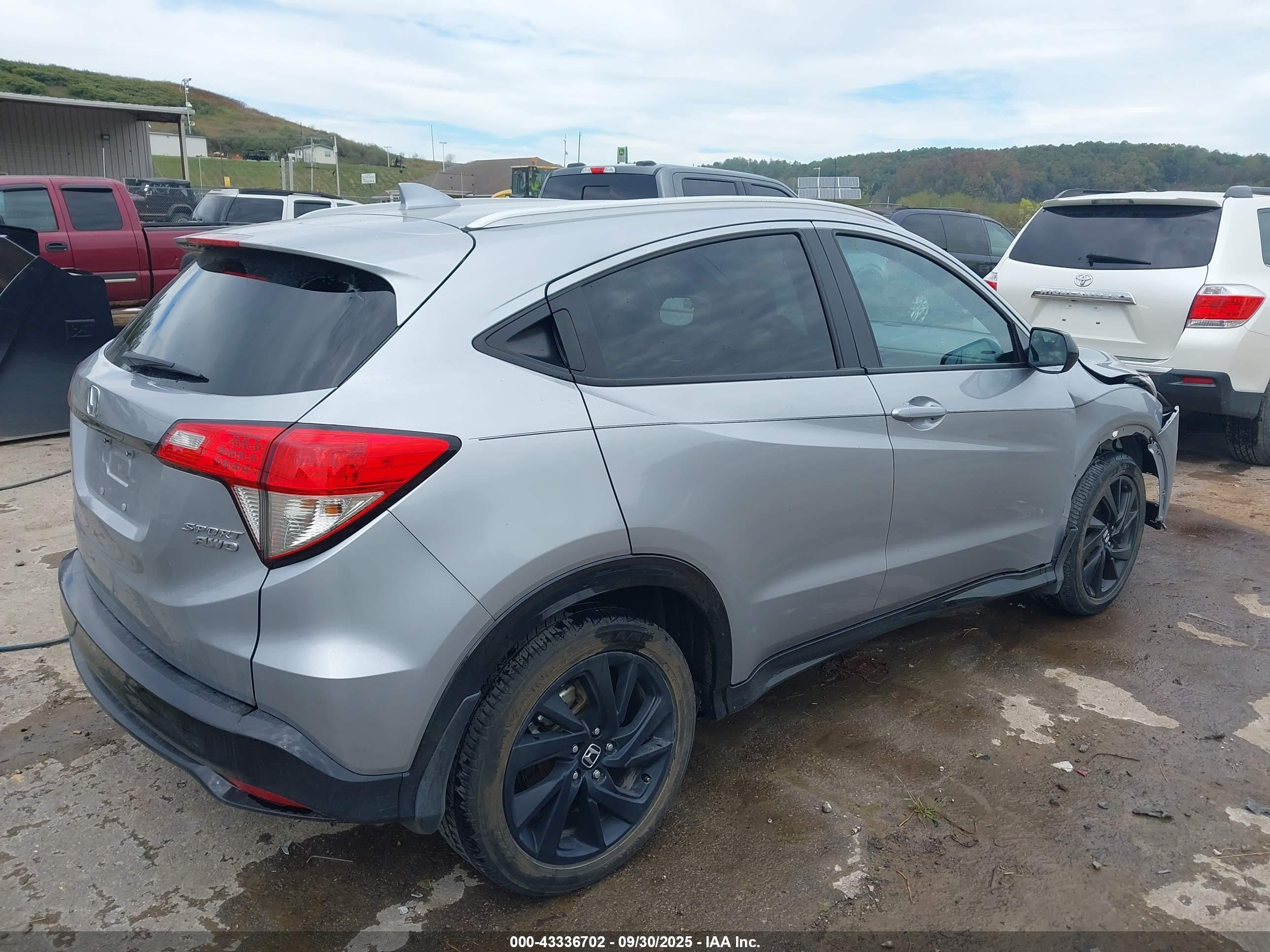 HONDA HR-V image 4