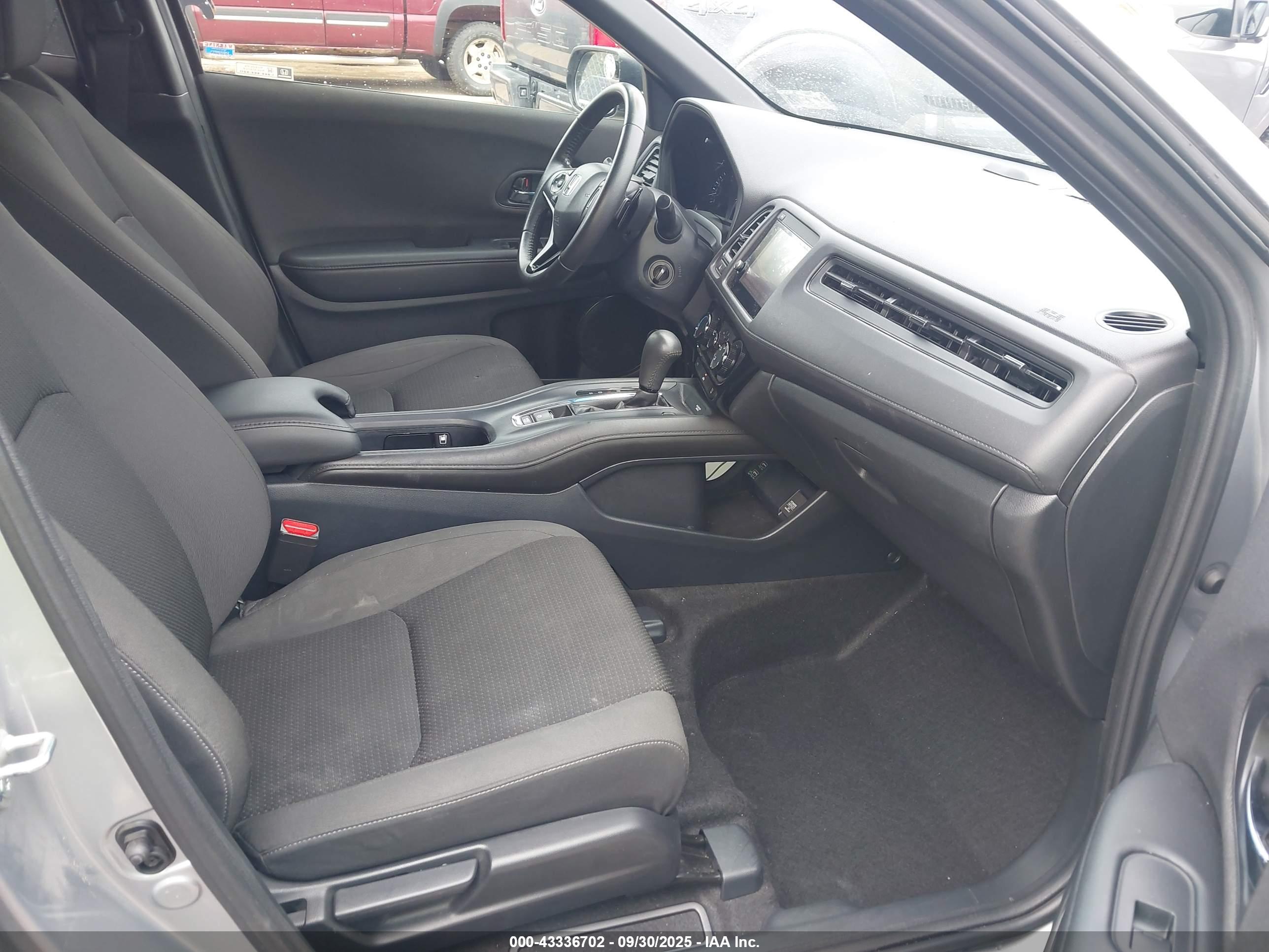 HONDA HR-V image 5