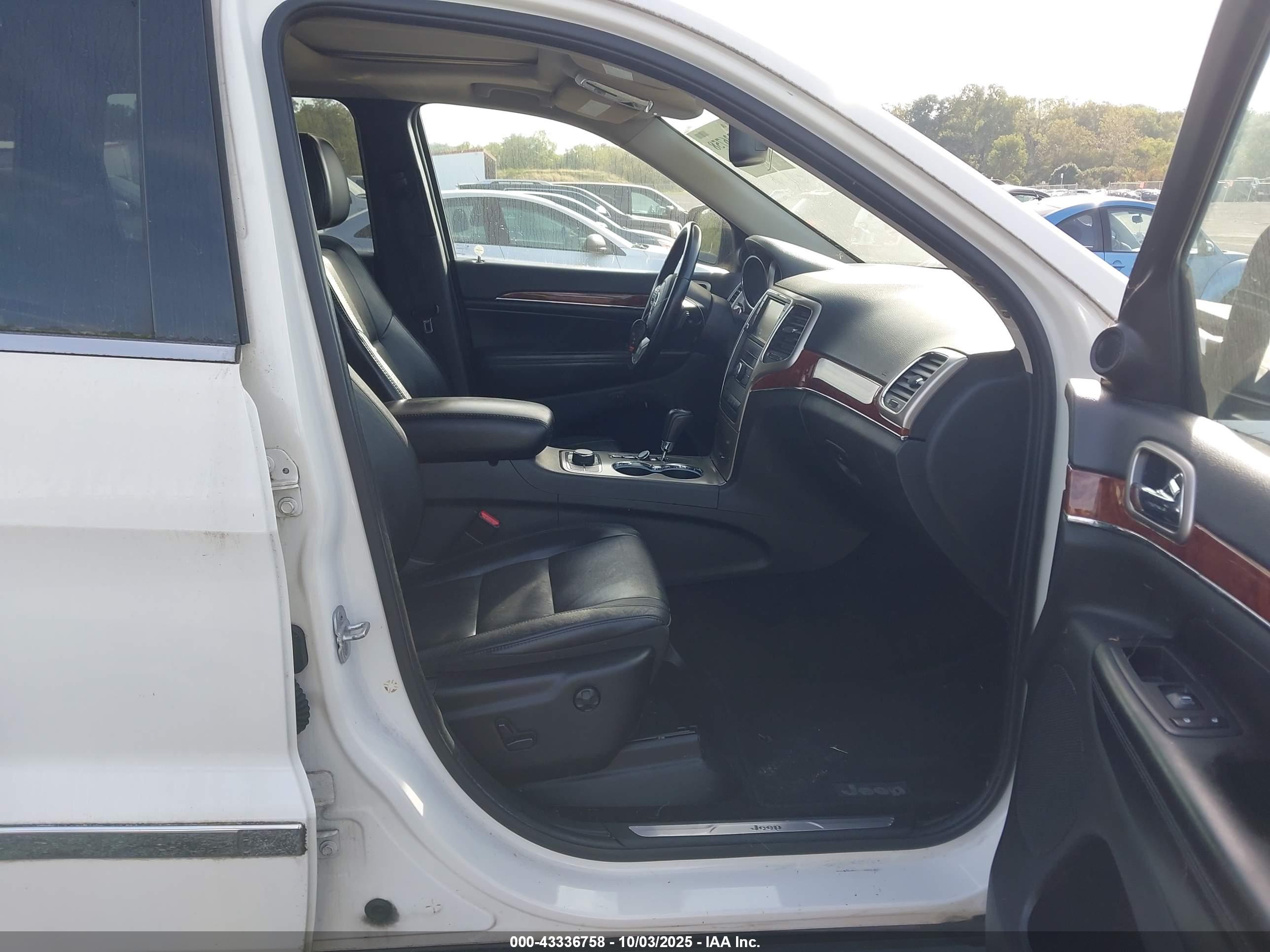 JEEP GRAND image 5