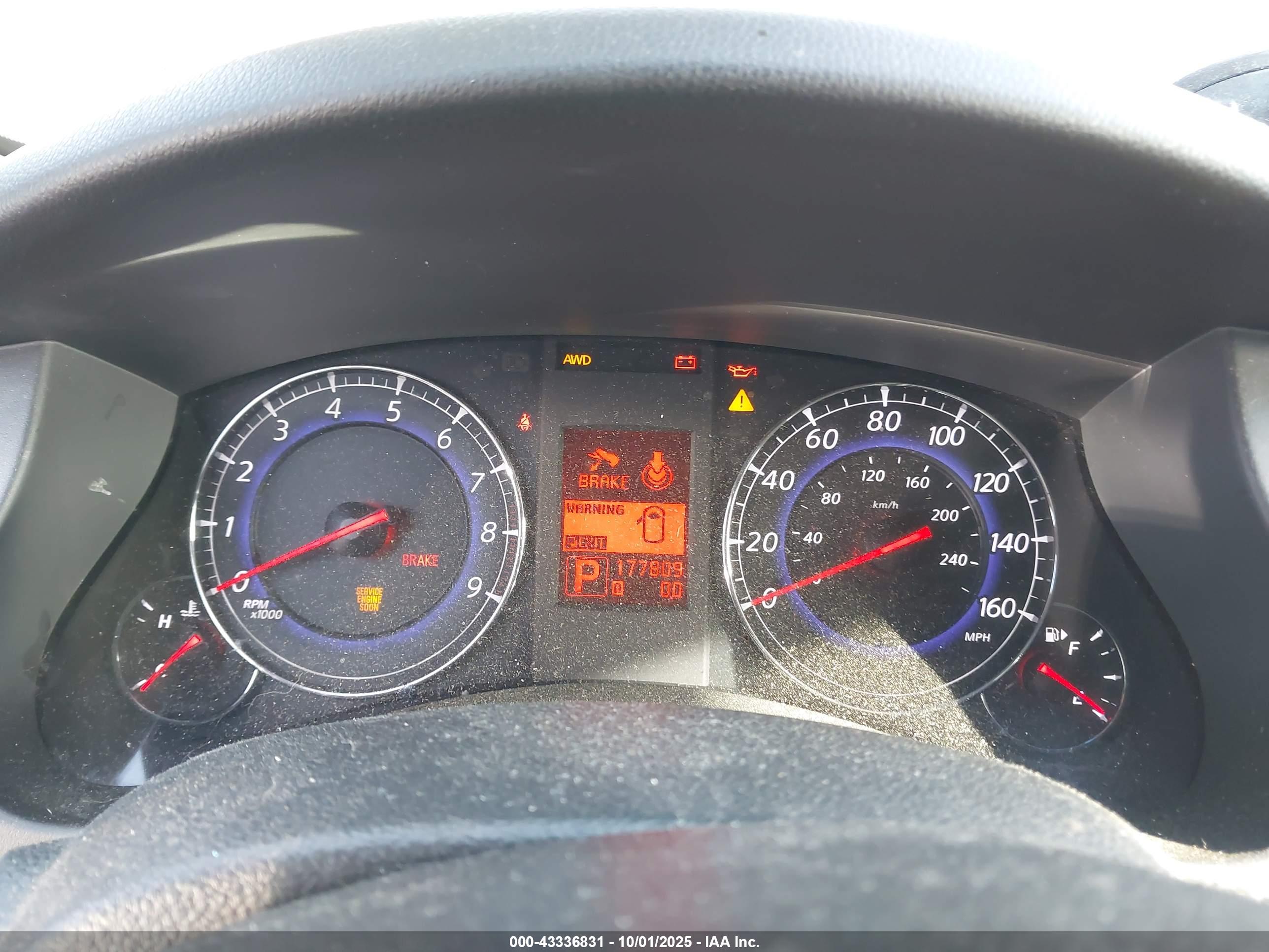 INFINITI EX35 image 7