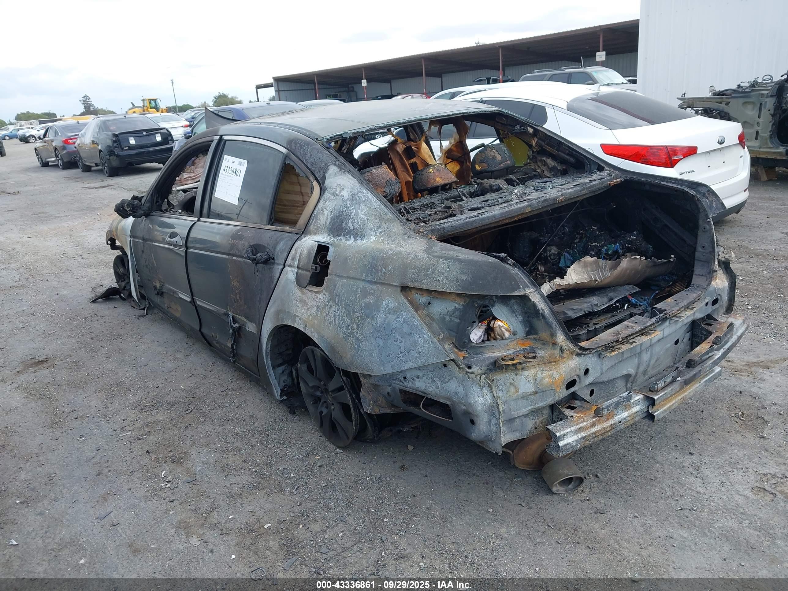 HONDA ACCORD image 3