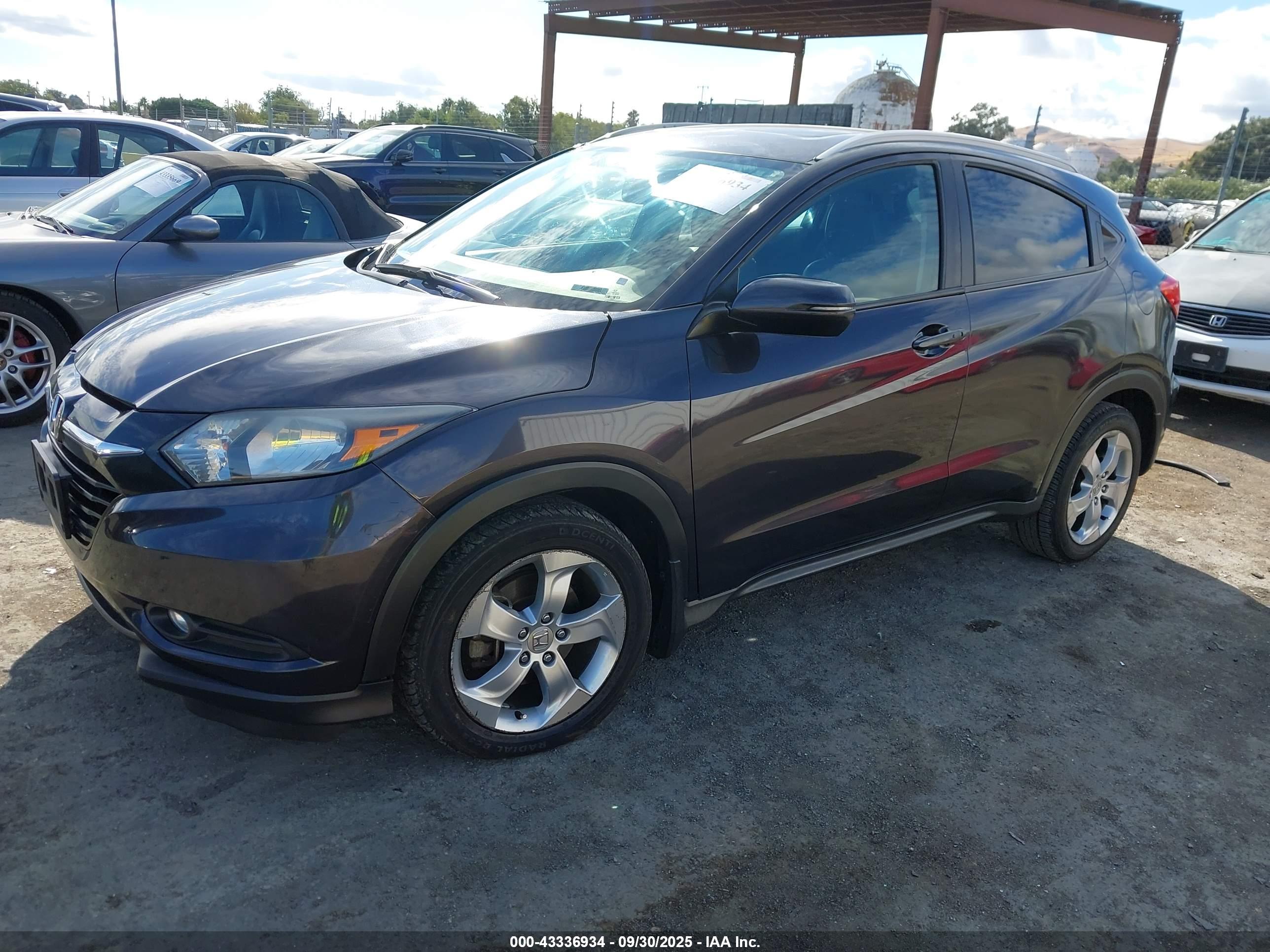 HONDA HR-V image 2