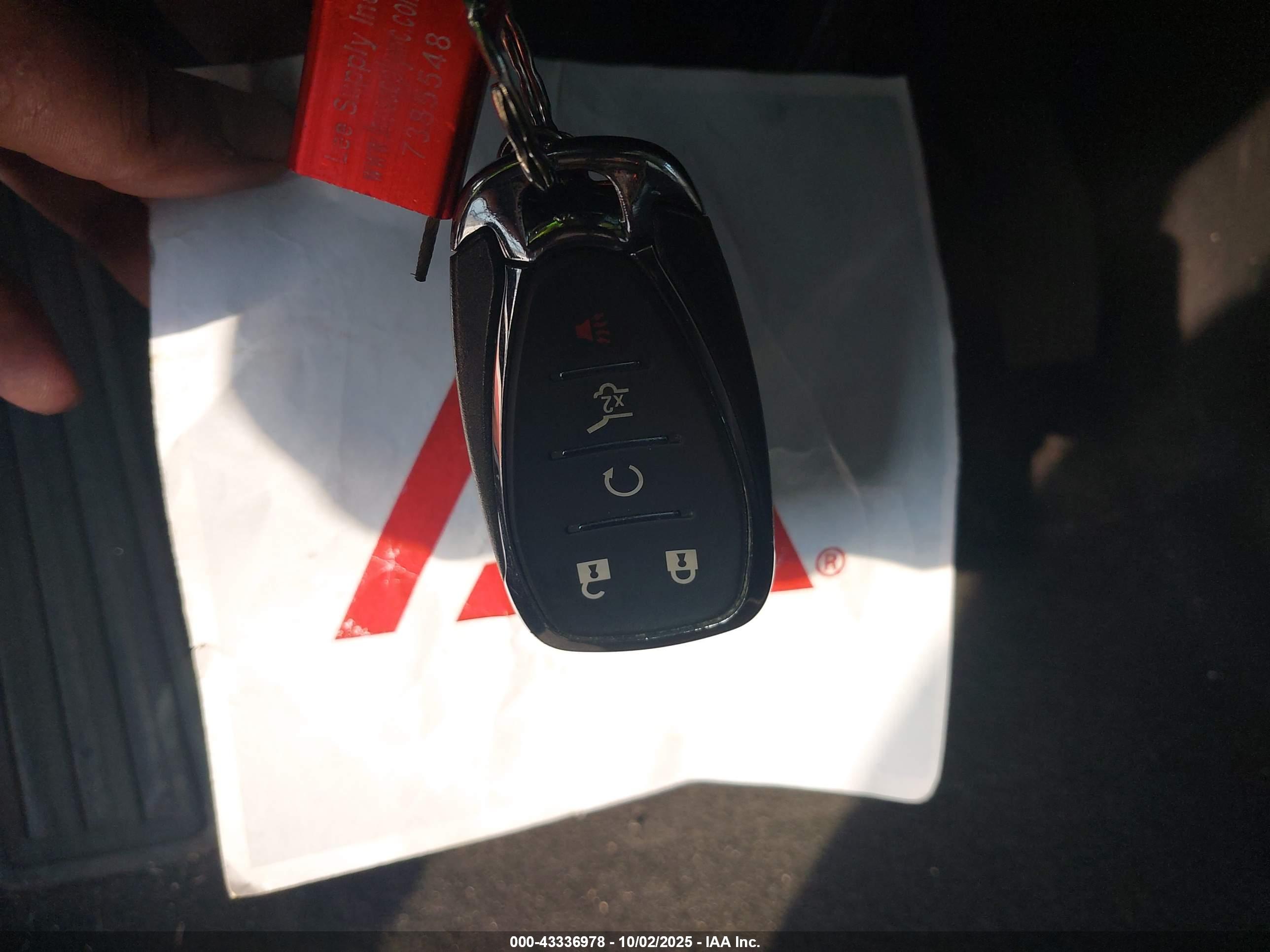 CHEVROLET EQUINOX image 11