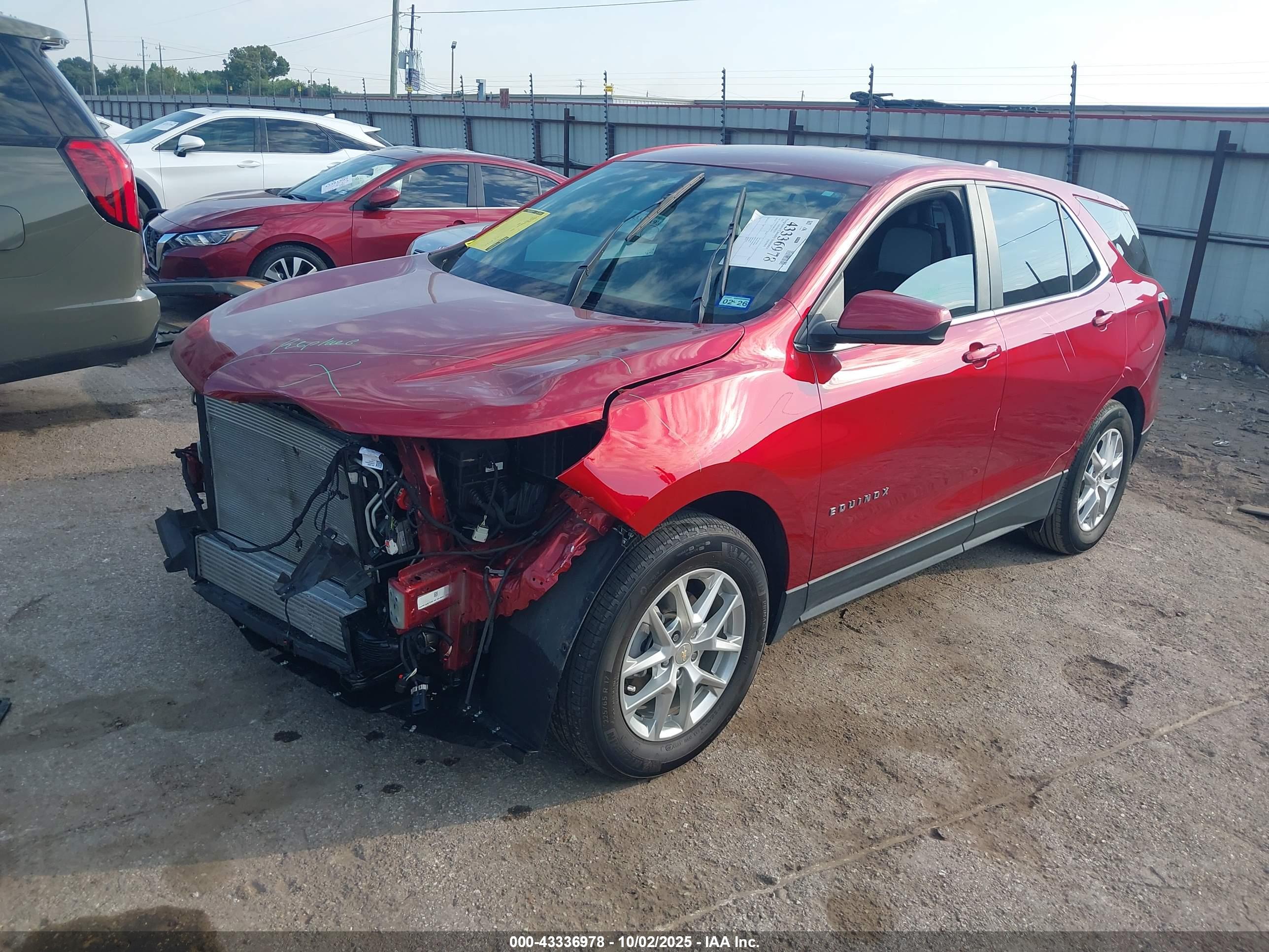 CHEVROLET EQUINOX image 2