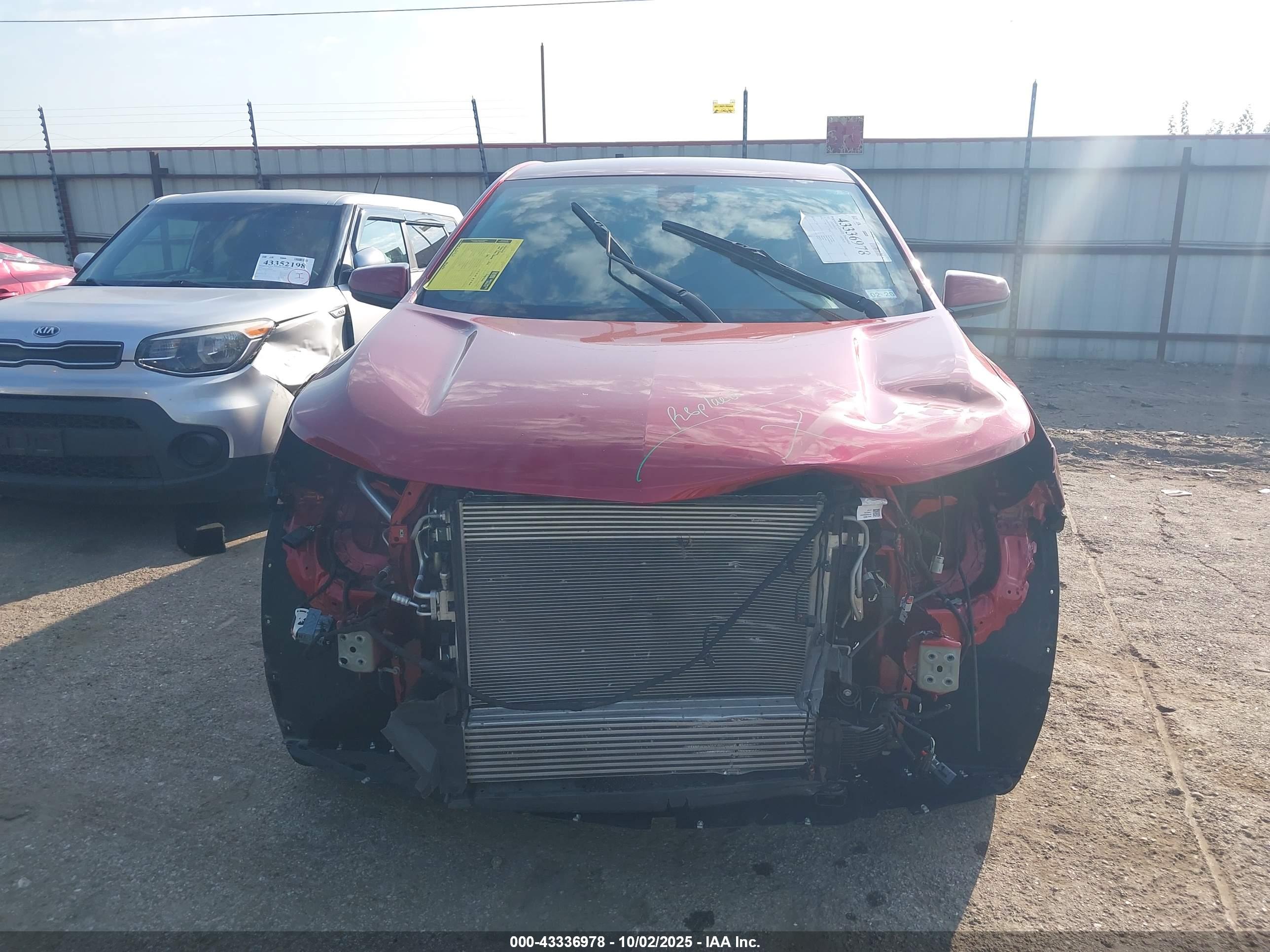 CHEVROLET EQUINOX image 6