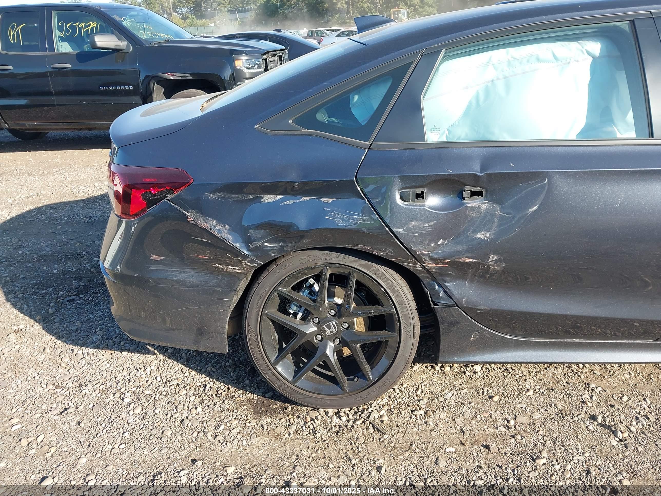 HONDA CIVIC image 6
