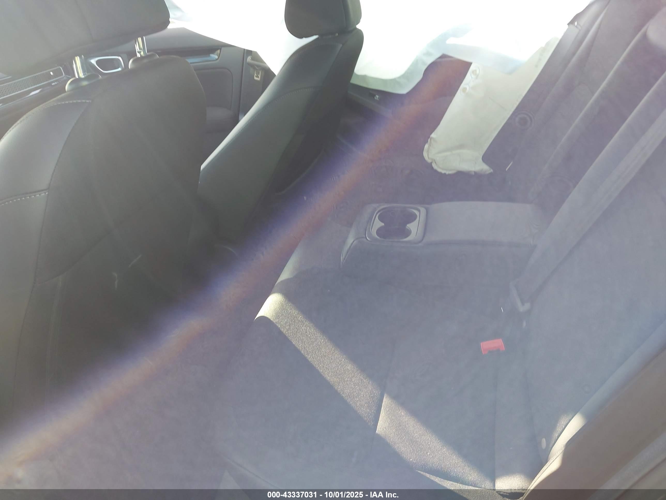 HONDA CIVIC image 8