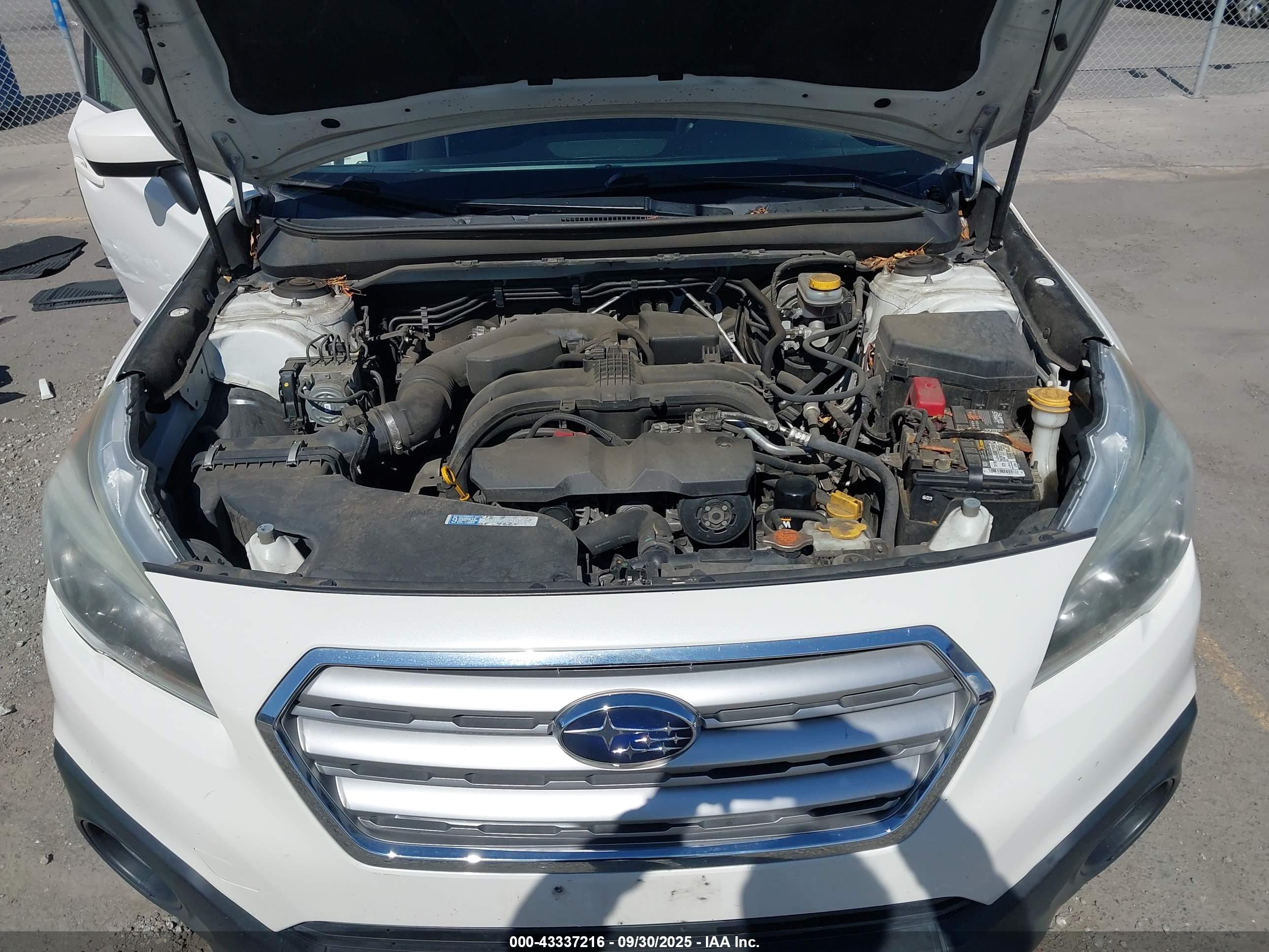 SUBARU OUTBACK image 10