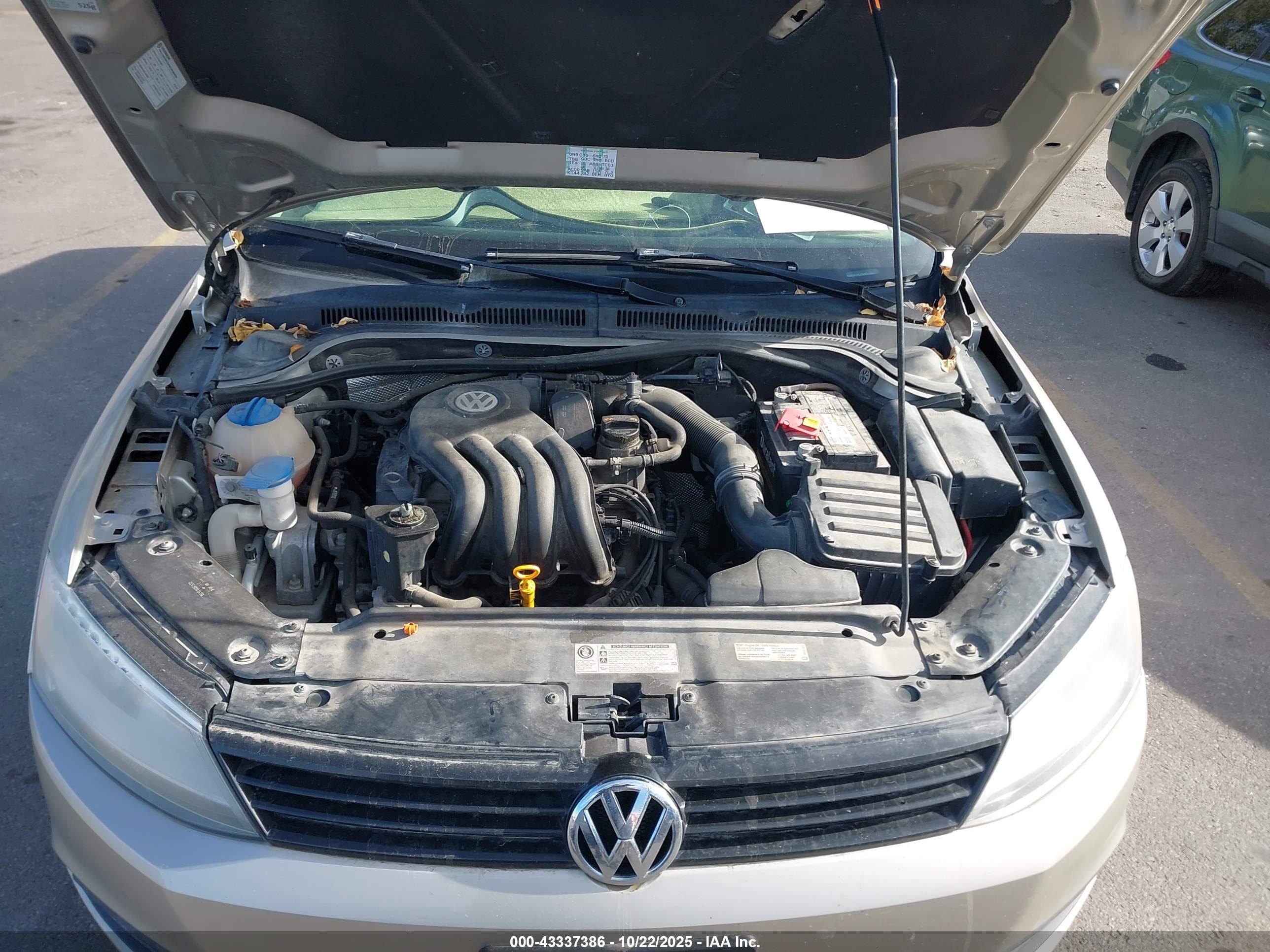 VOLKSWAGEN JETTA image 10