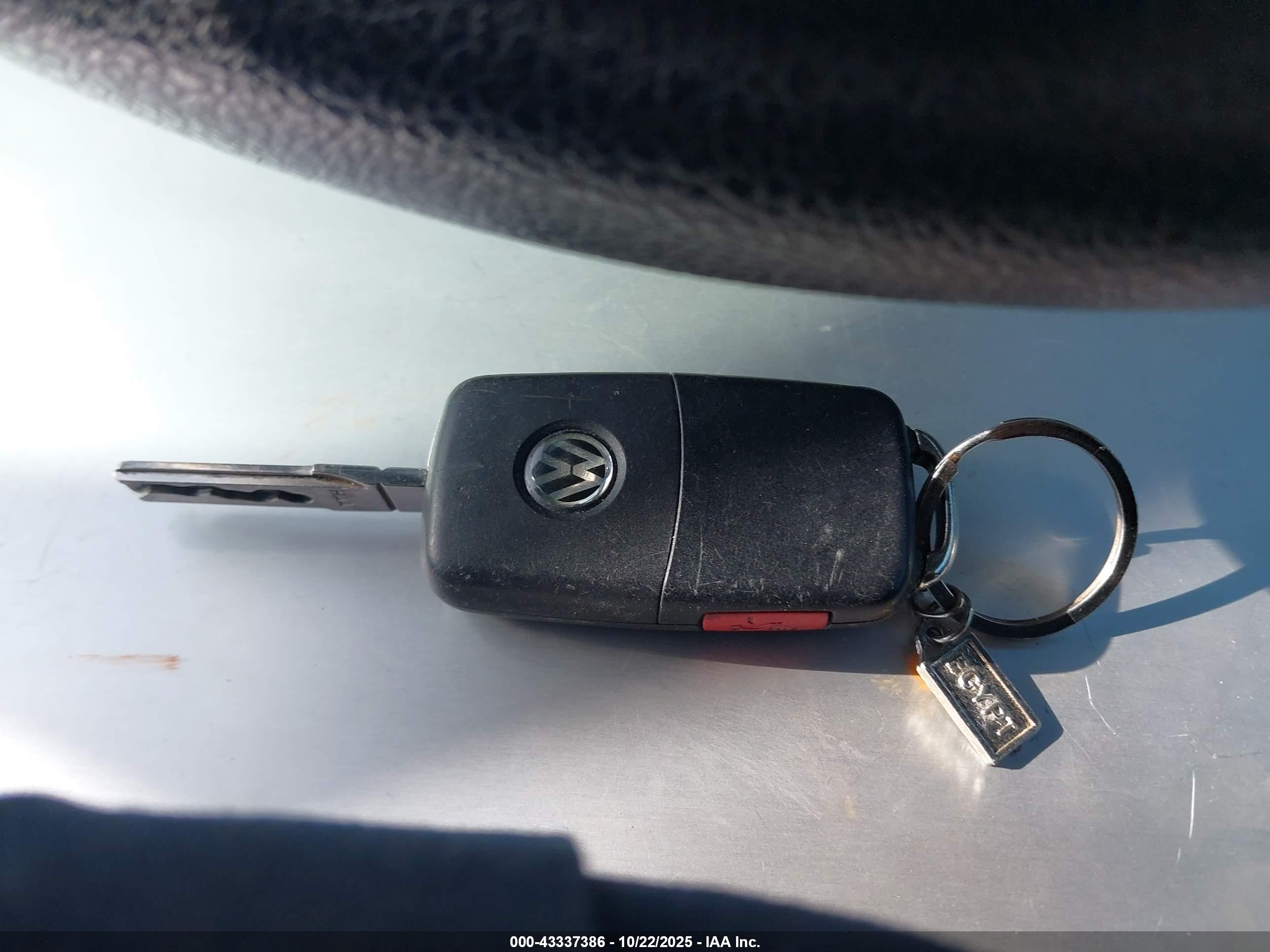 VOLKSWAGEN JETTA image 11