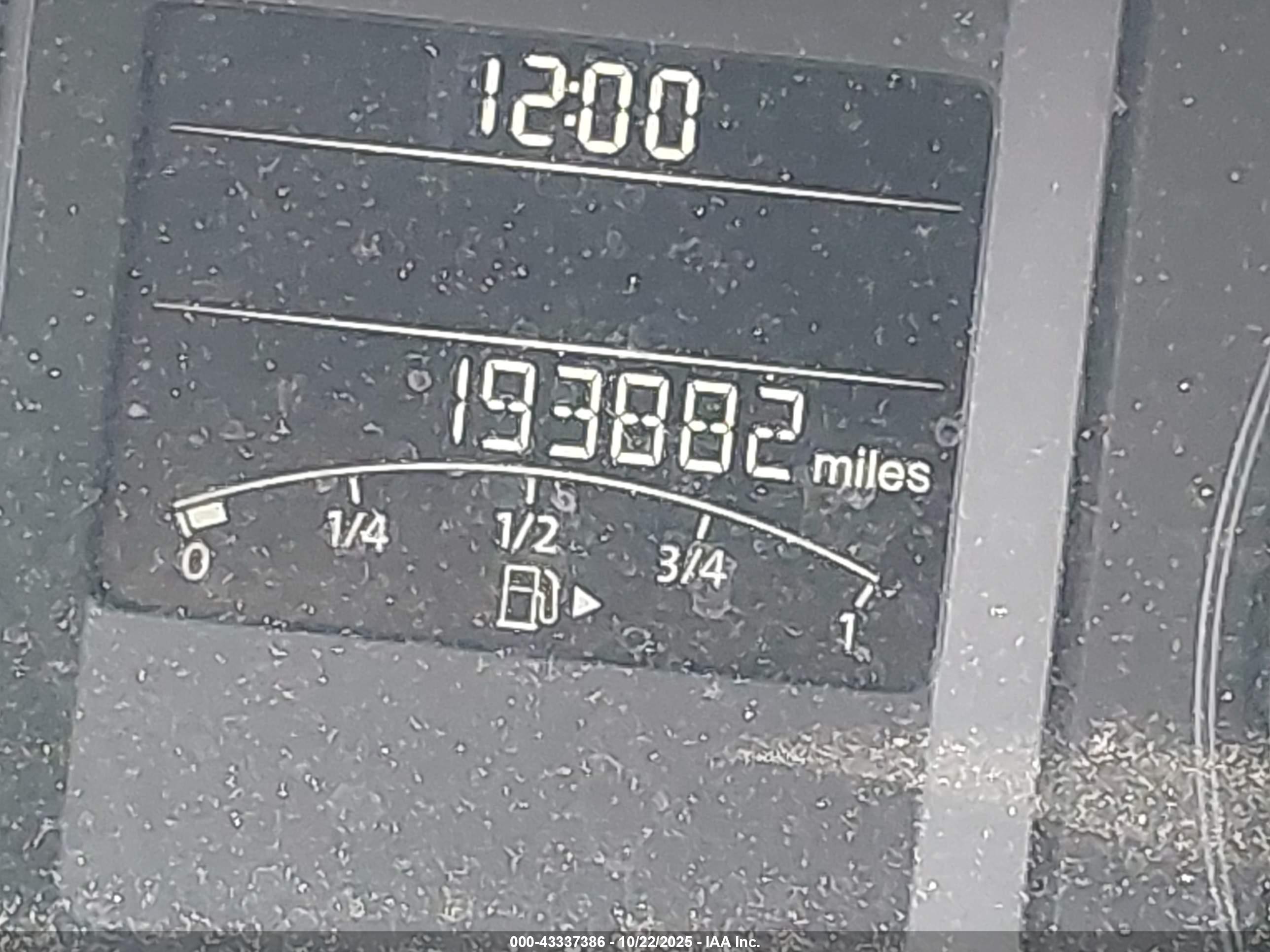 VOLKSWAGEN JETTA image 7