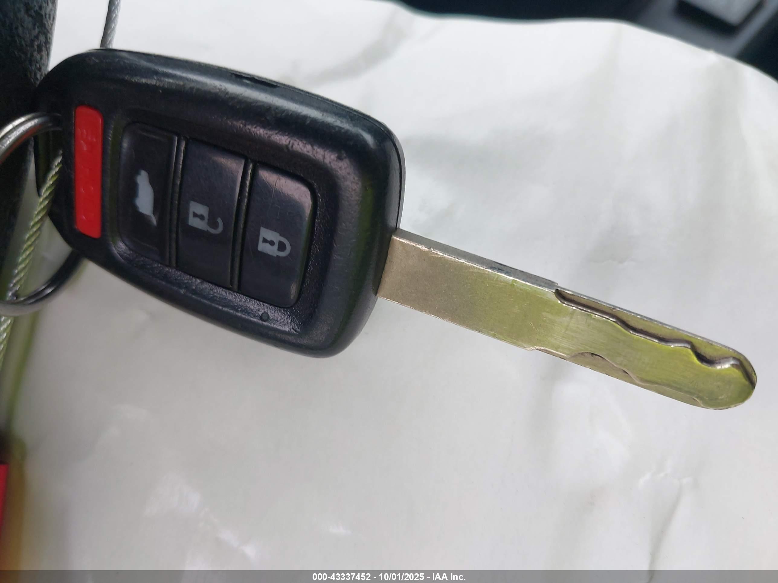 HONDA CR-V image 11