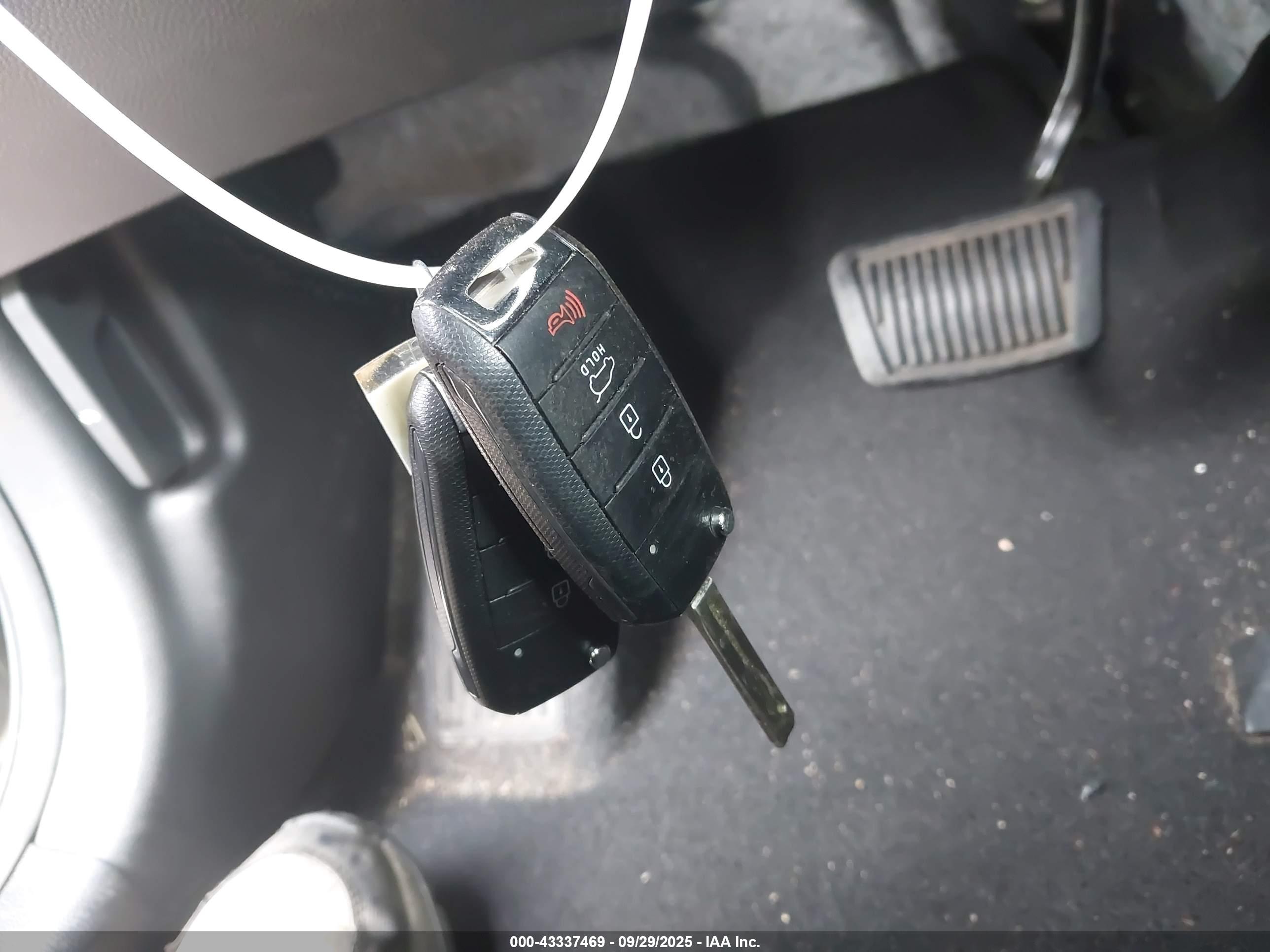 KIA SOUL image 11