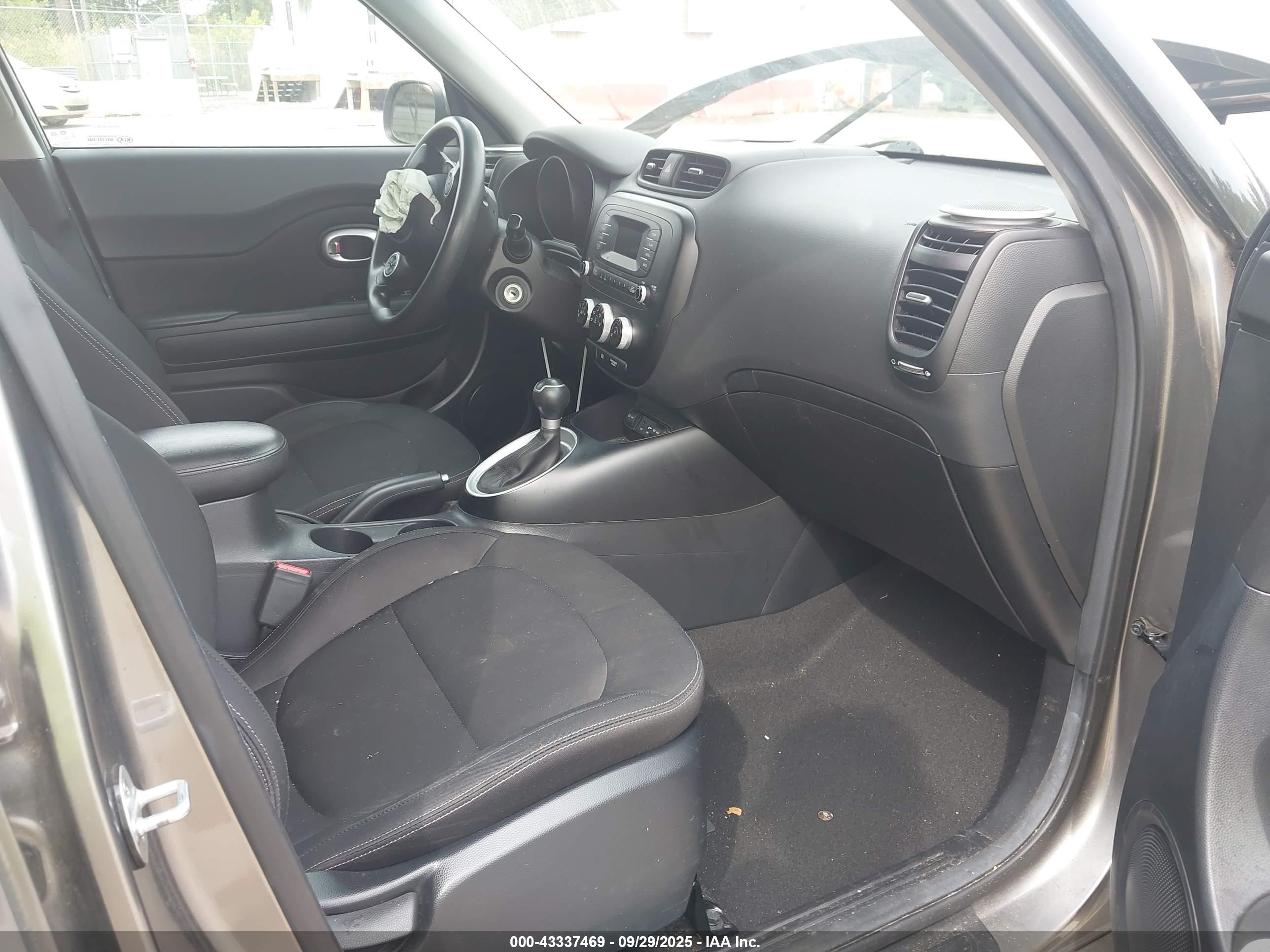 KIA SOUL image 5