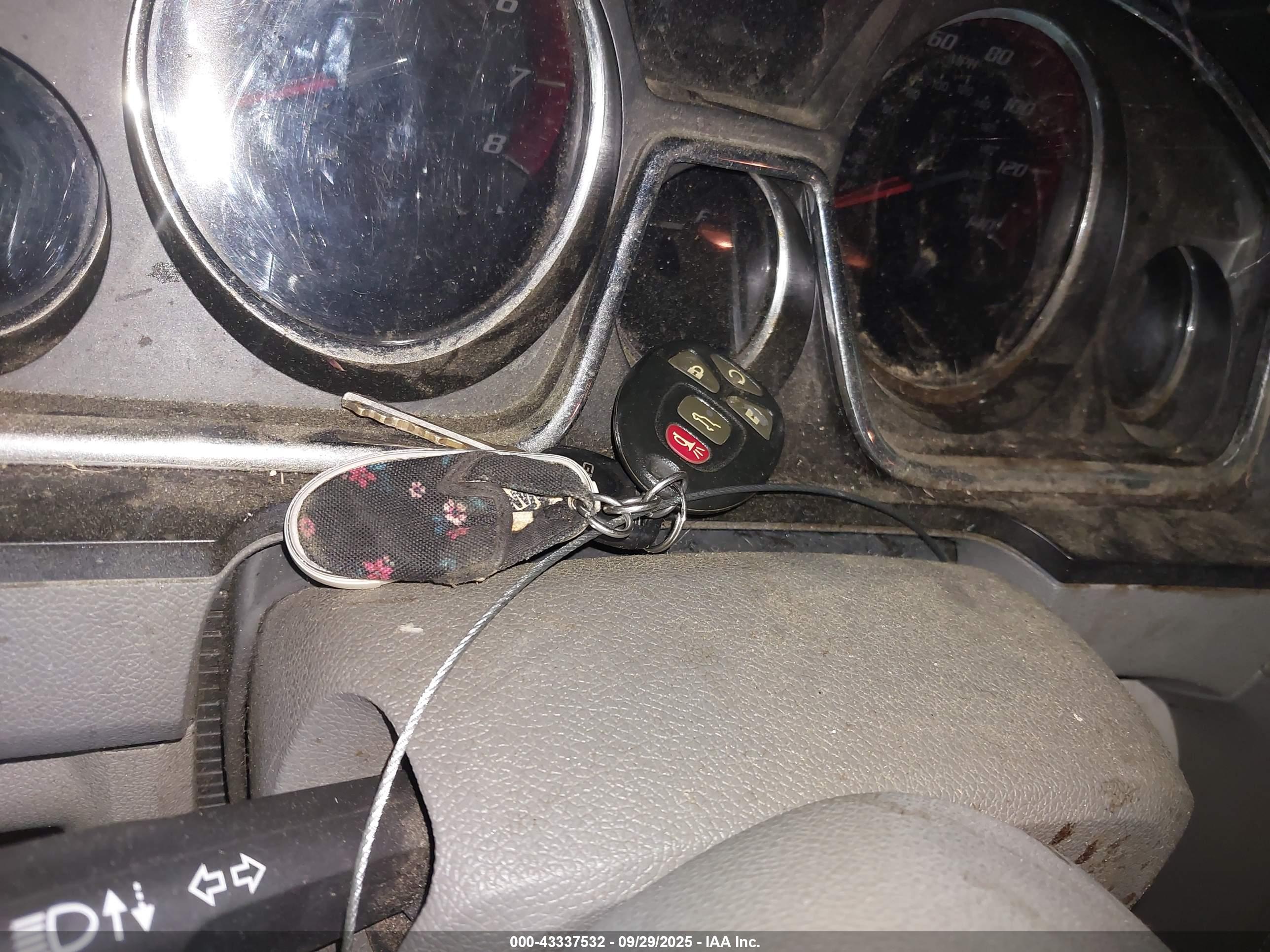 GMC ACADIA image 11