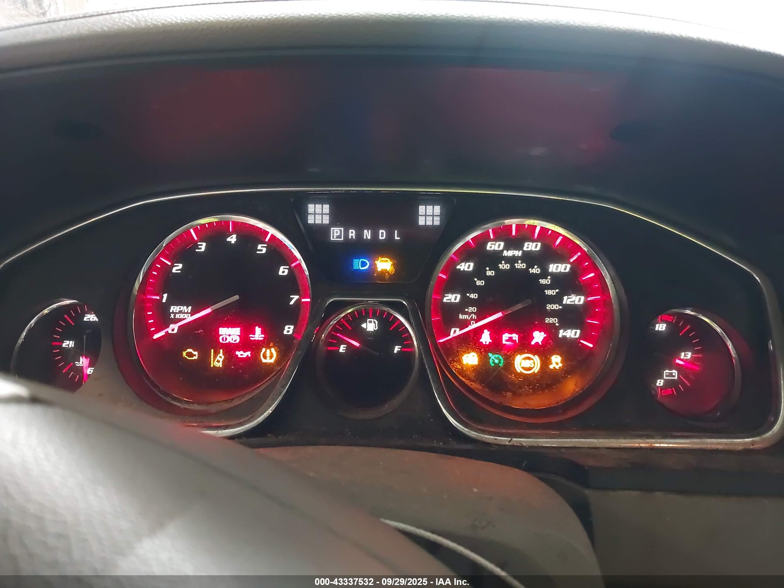 GMC ACADIA image 7