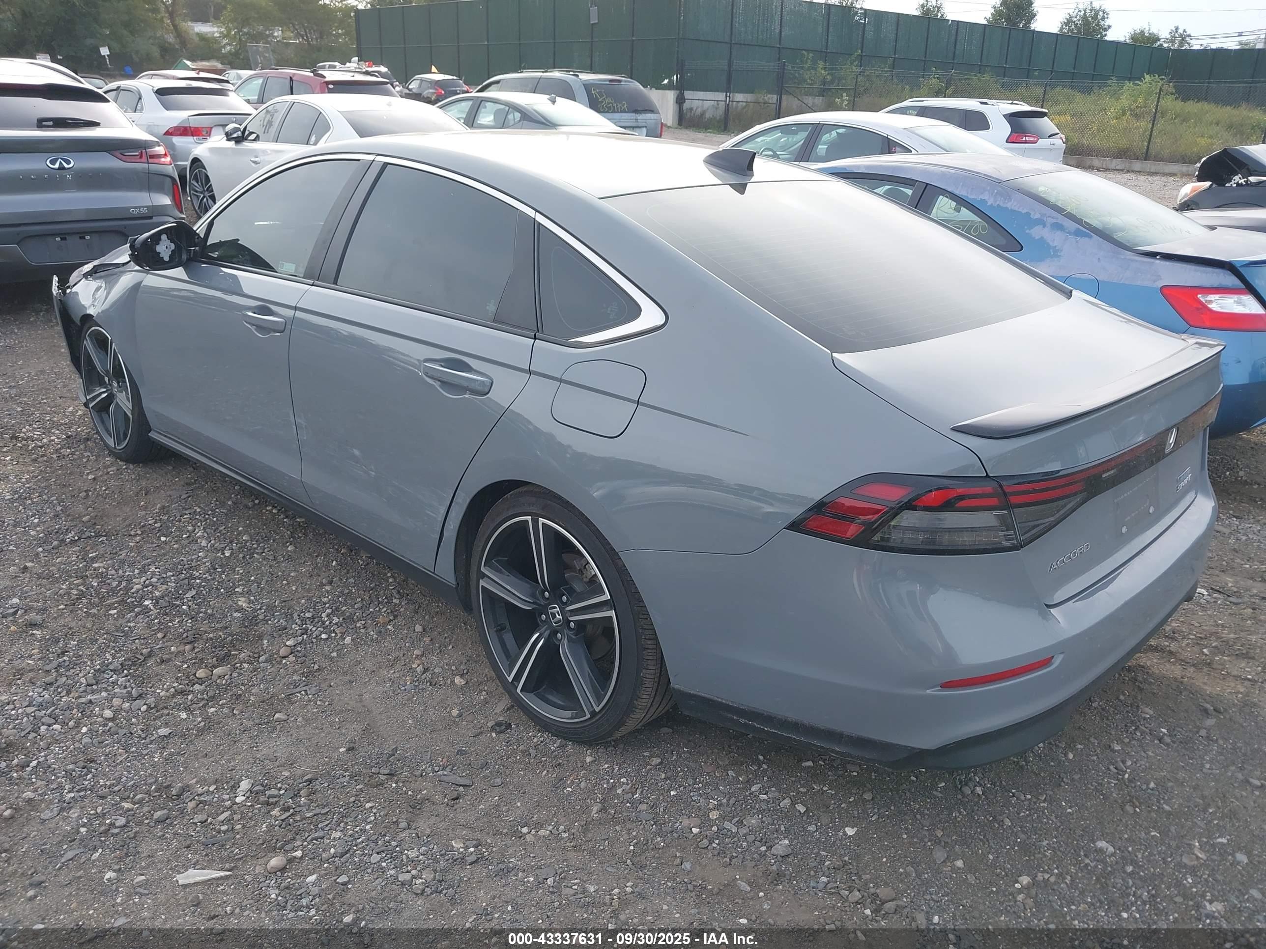 HONDA ACCORD image 3