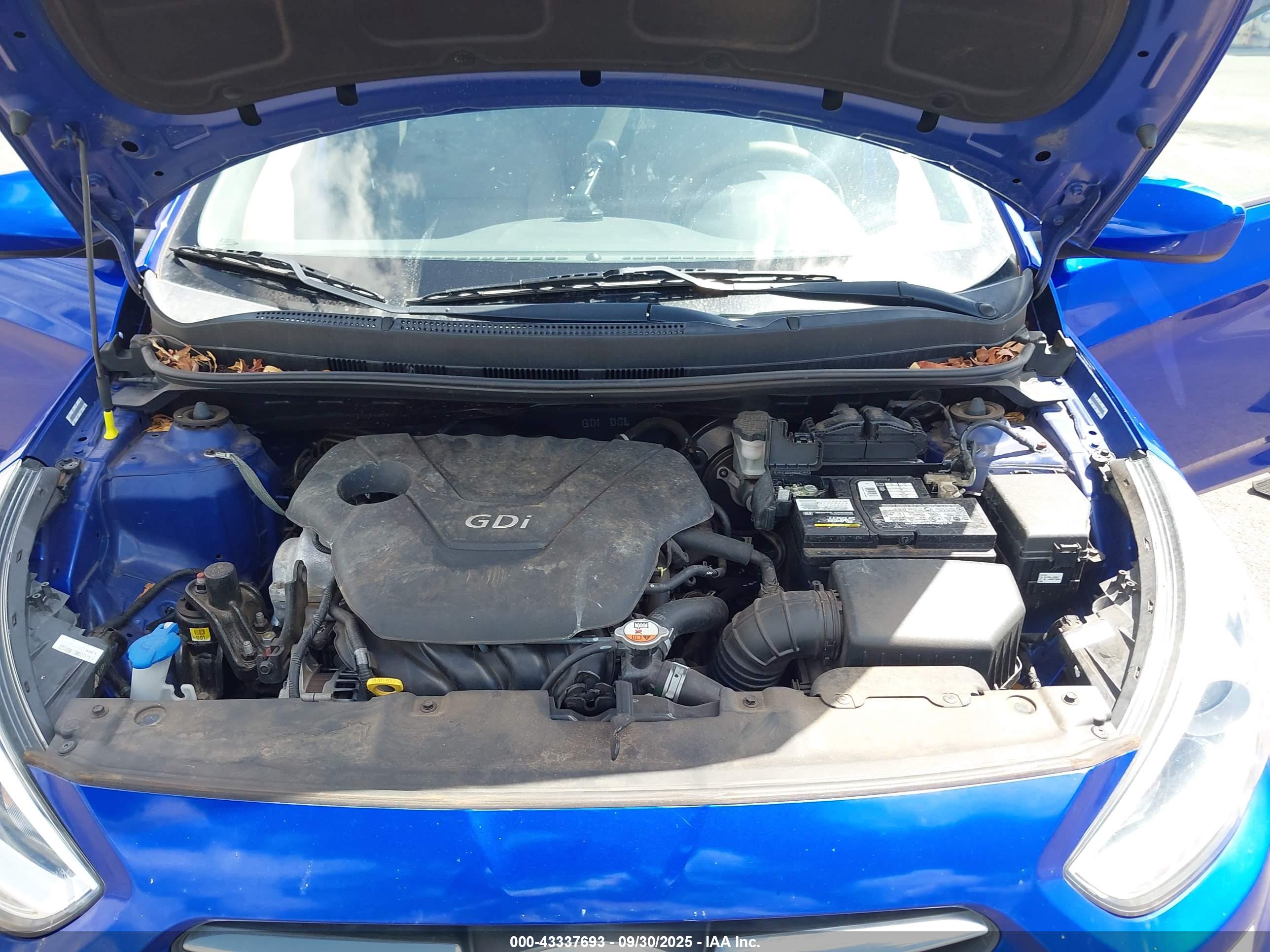HYUNDAI ACCENT image 10