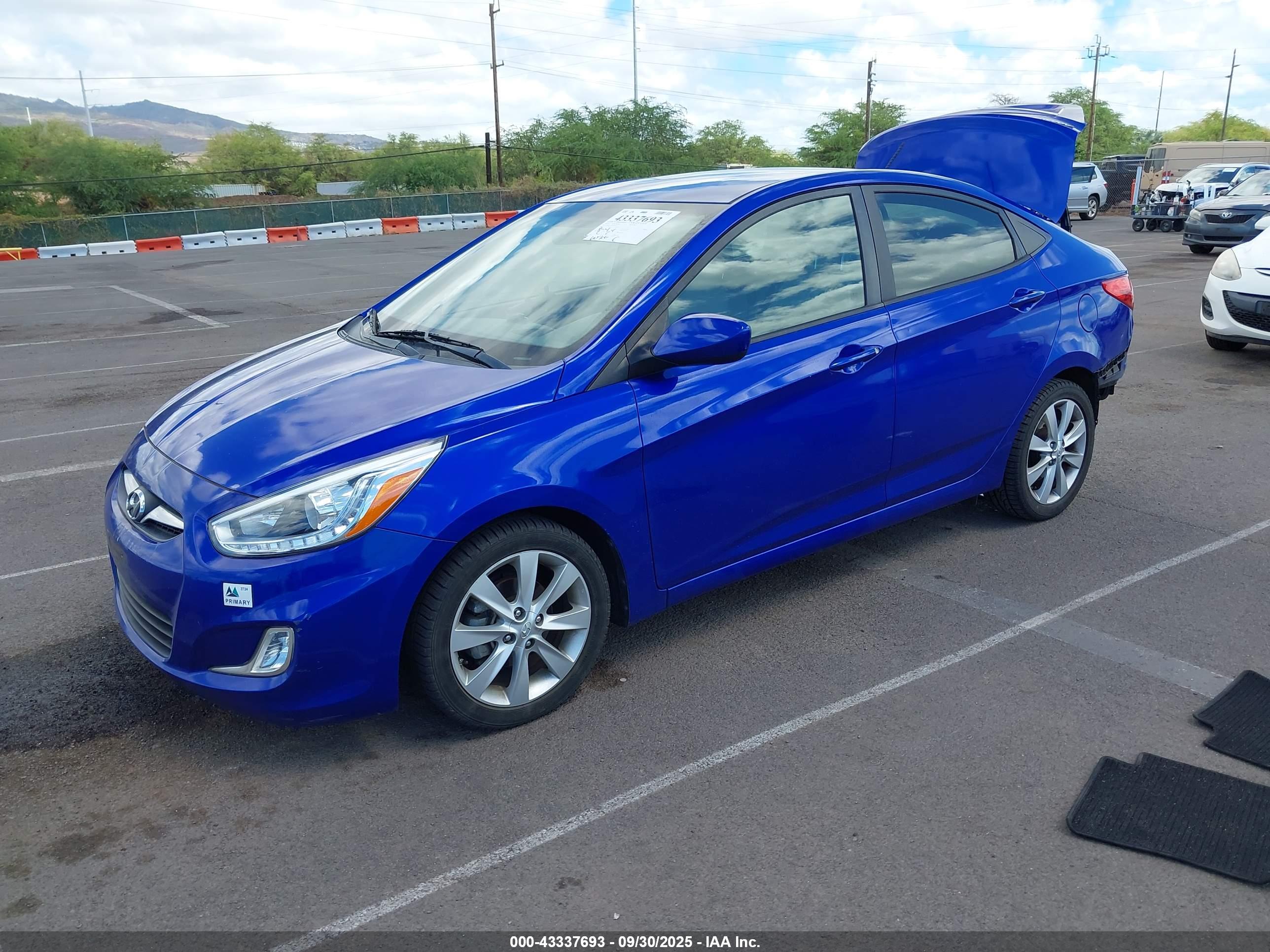 HYUNDAI ACCENT image 2