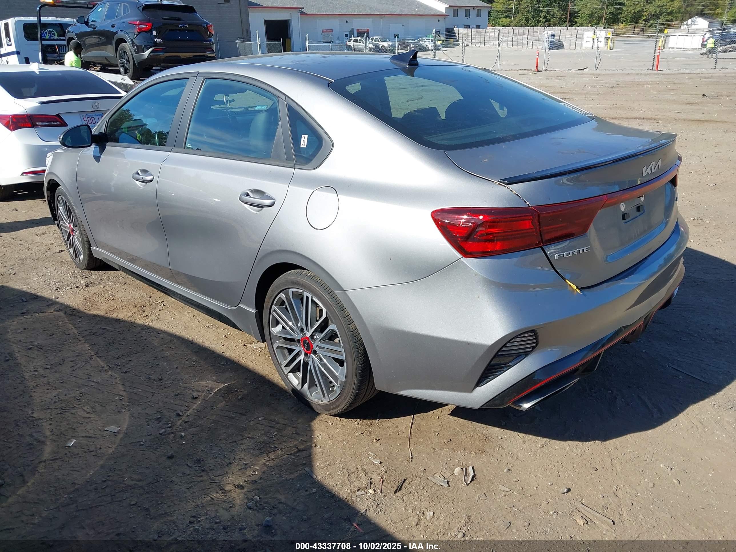 KIA FORTE image 3