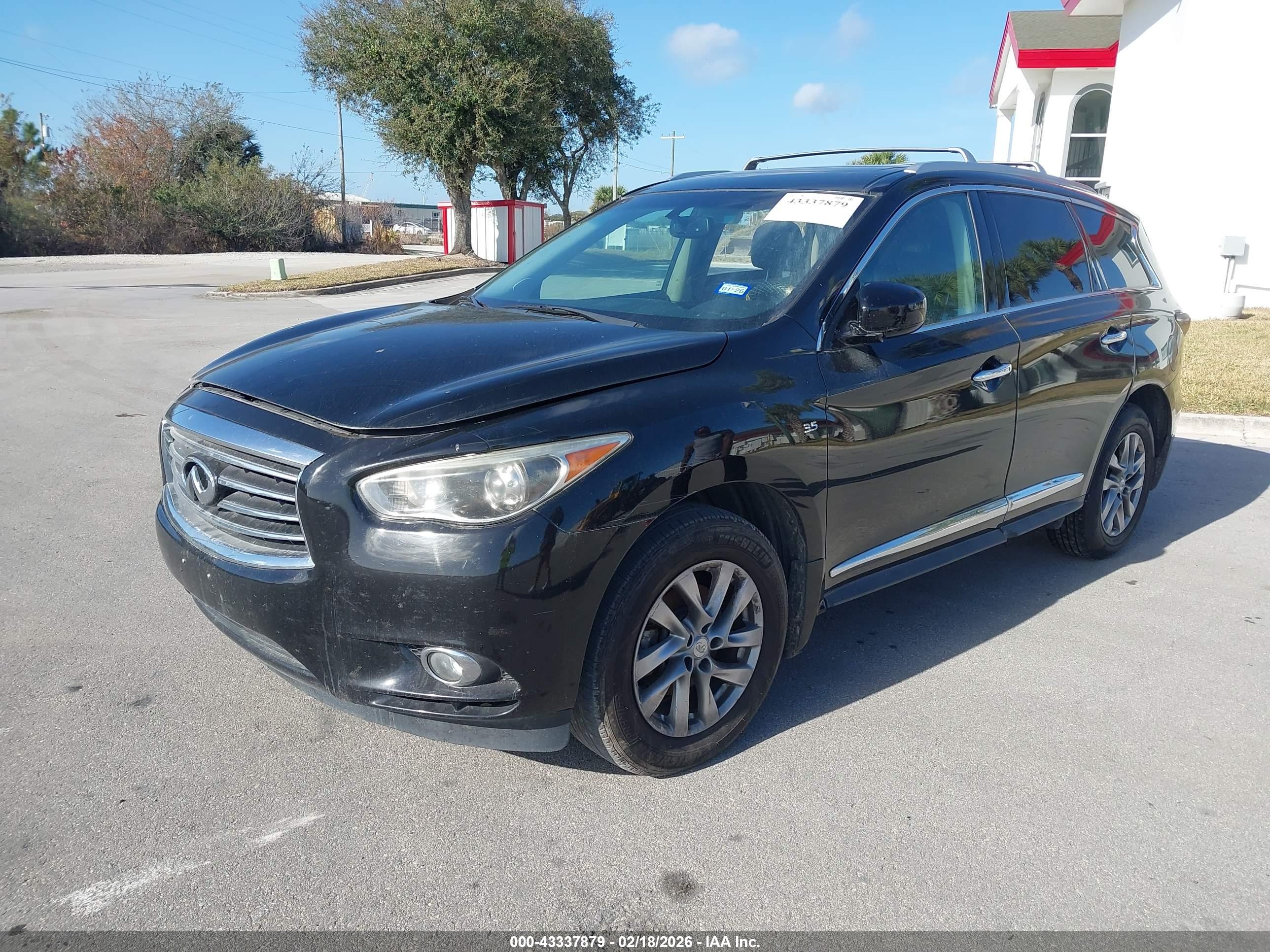 INFINITI QX60 image 2