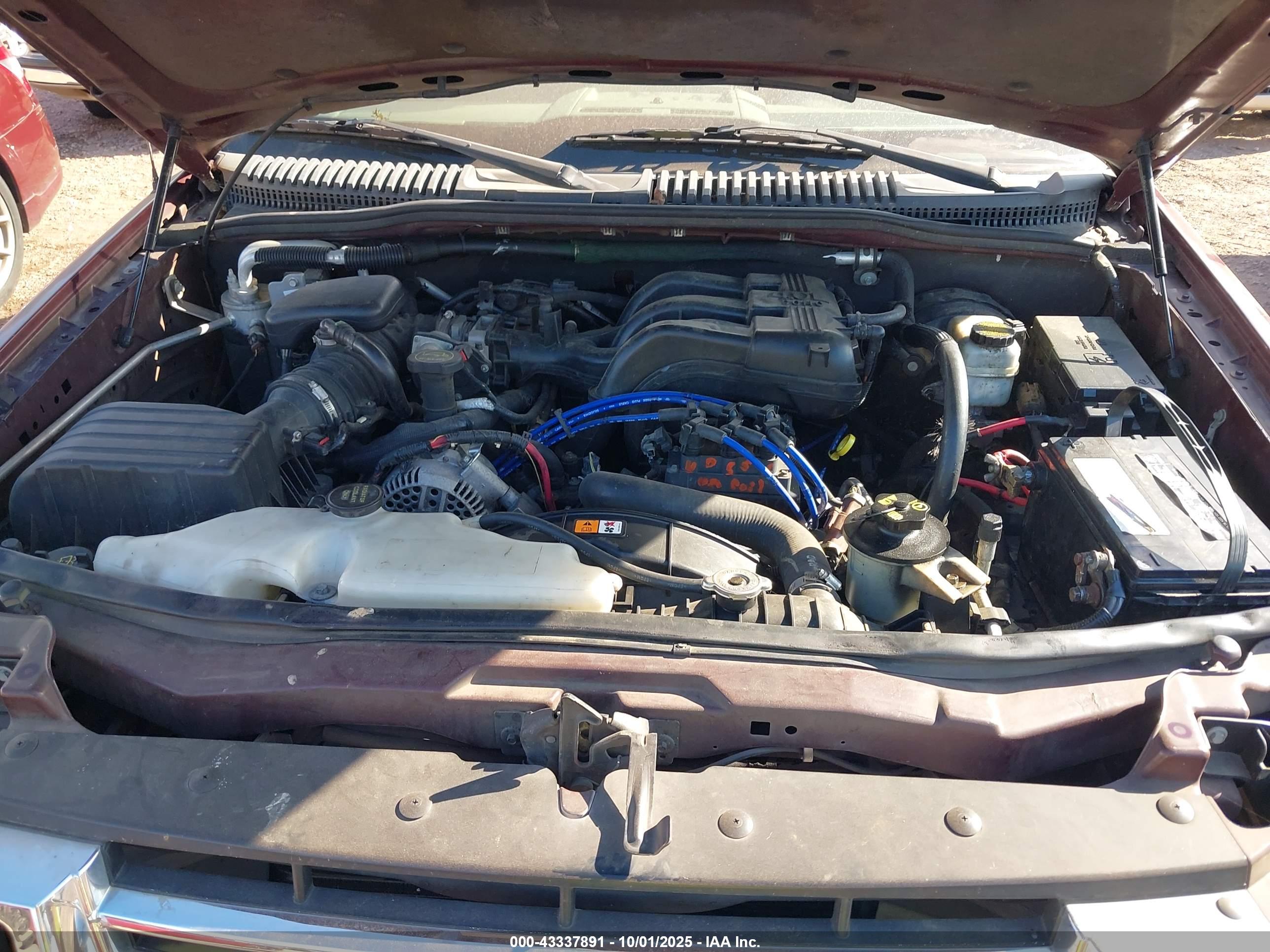 FORD EXPLORER image 10