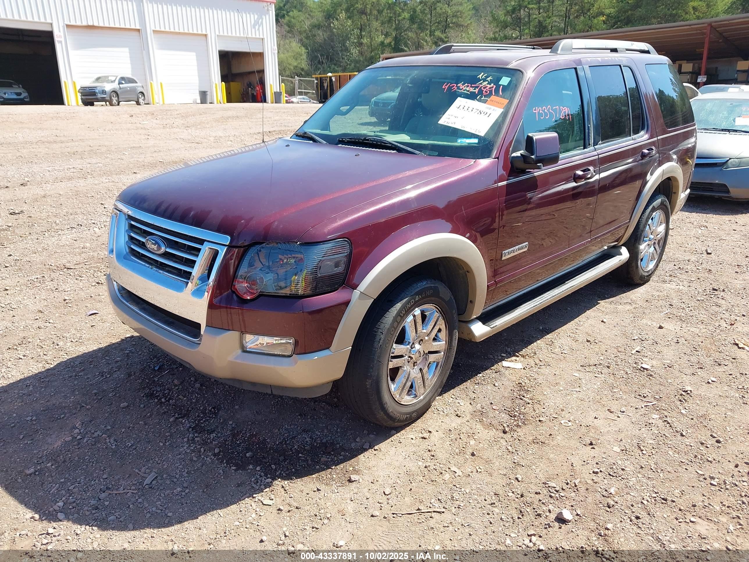 FORD EXPLORER image 2
